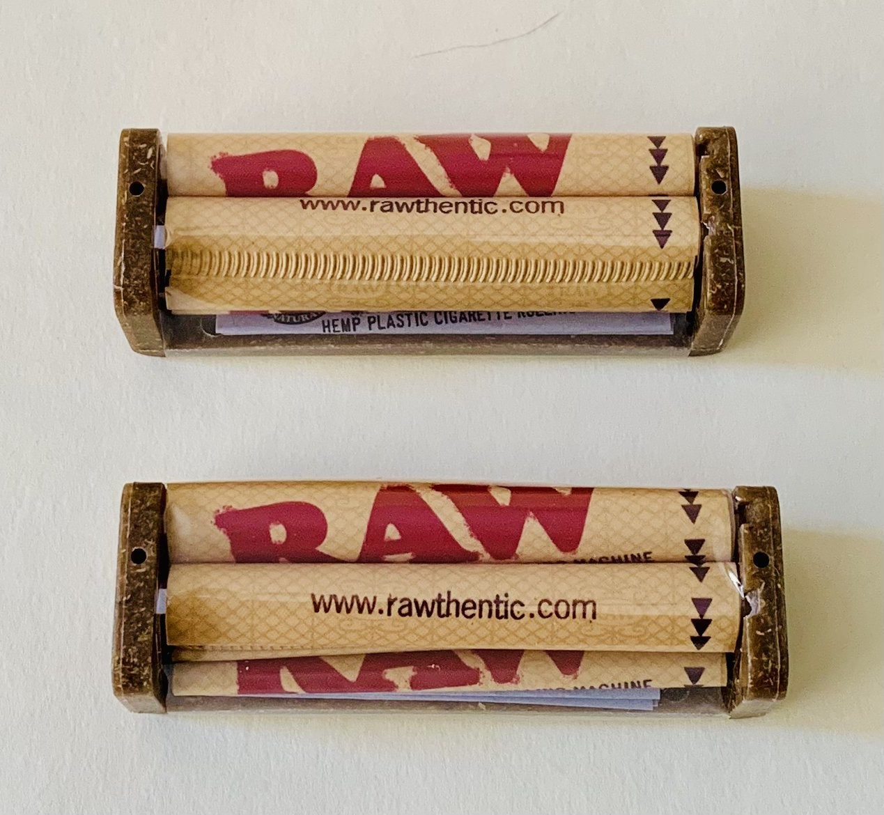 Raw Hemp Plastic  Cigarette  Rolling Machine 70mm-2 Pack
