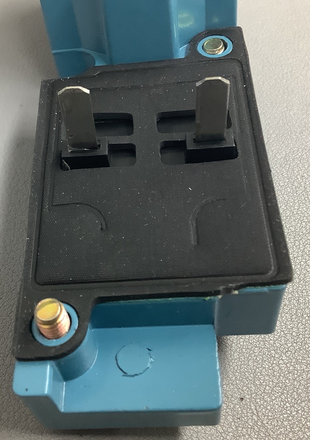 Honeywell MicroSwitch Proximity Limit Switch LYS01C-2S, 120VAC, 0.5A (b667)