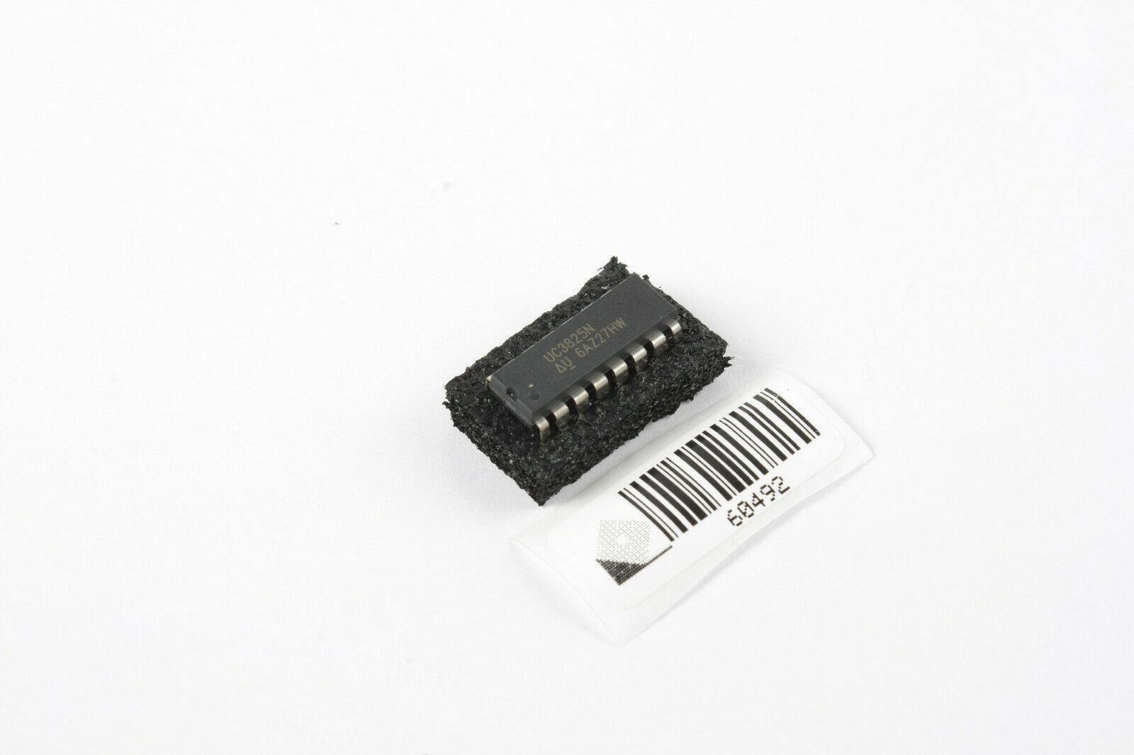 1x Texas Instruments Power Supply IC UC 3825 N 30V PDIP-16 UC3825N