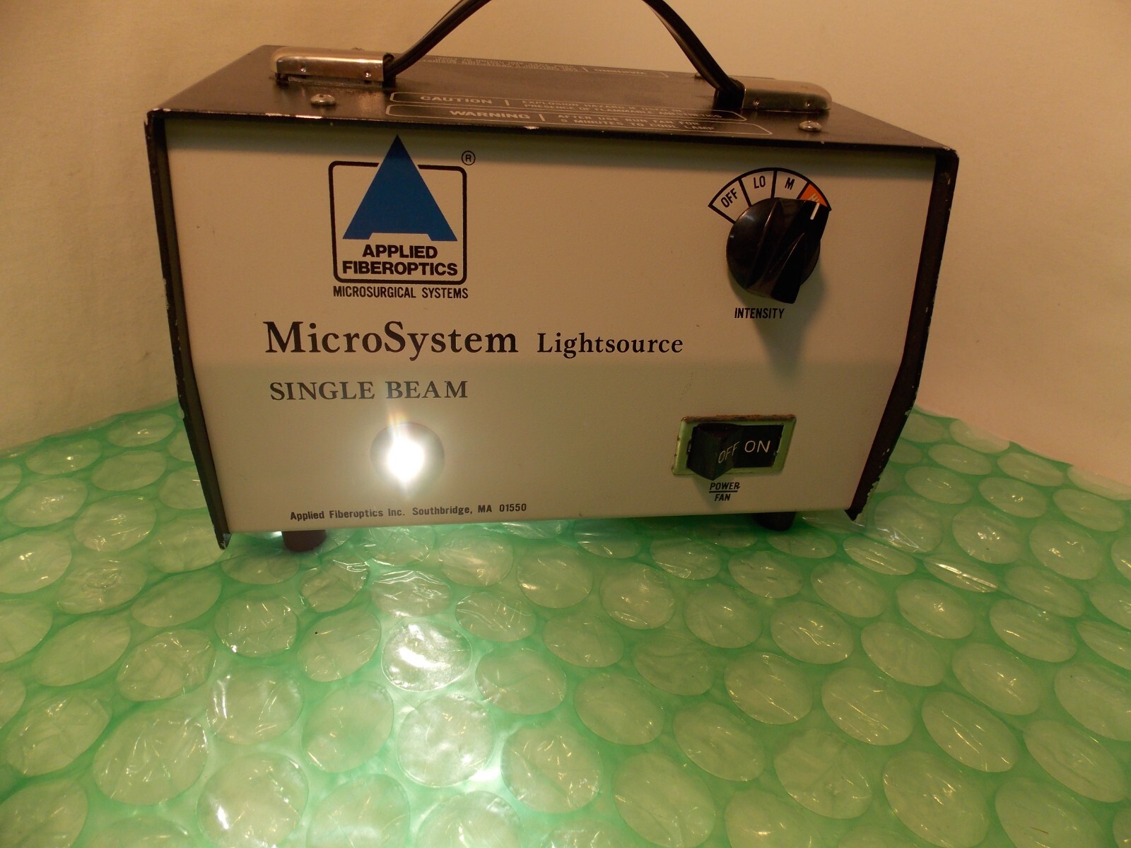 APPLIED FIBER OPTIC MICROSYSTEM LIGHT SOURCE 24 30 30 (LAM-1818)