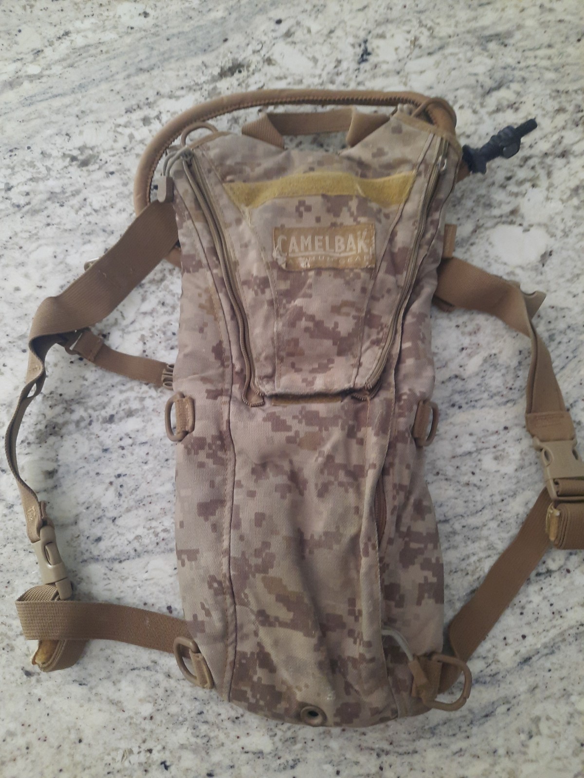 CAMELBAK Maximum Gear Thermobak3L Hydration Pack 3L  ACU Digital Camo EUC