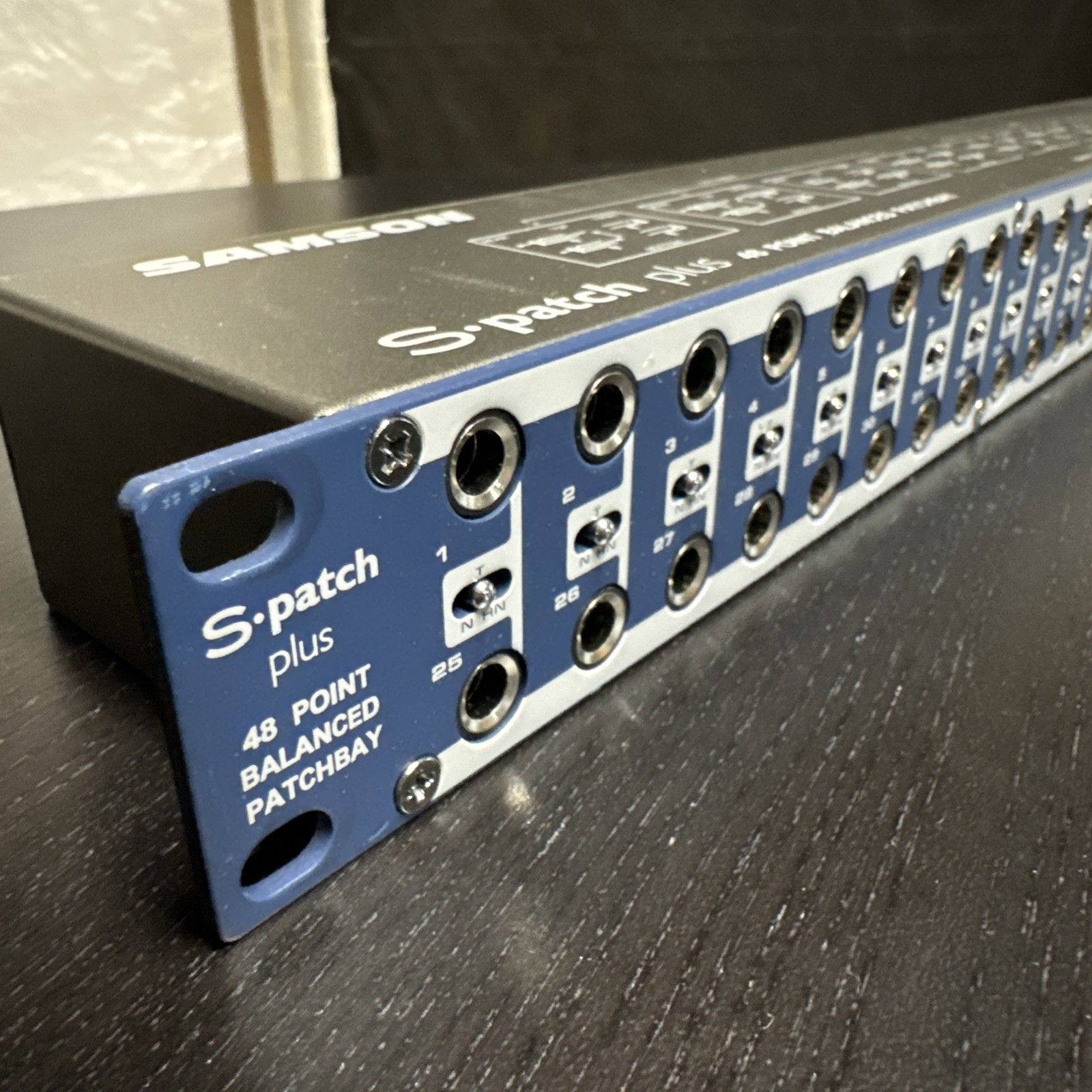 Samson S-Patch Plus 48-Point Balanced Audio Patch Bay with 1/4 Inch Phone Jacks