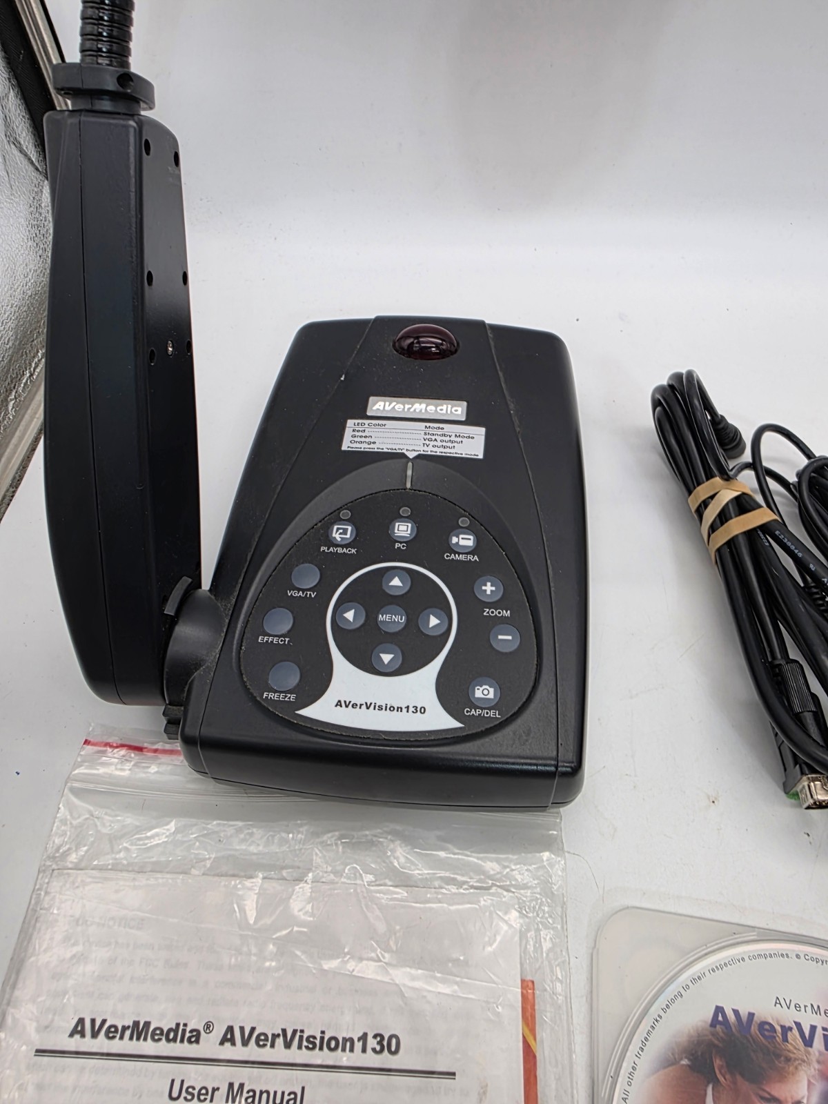 AverMedia AverVision 130 Portable Digital Document Camera / Visual Presenter