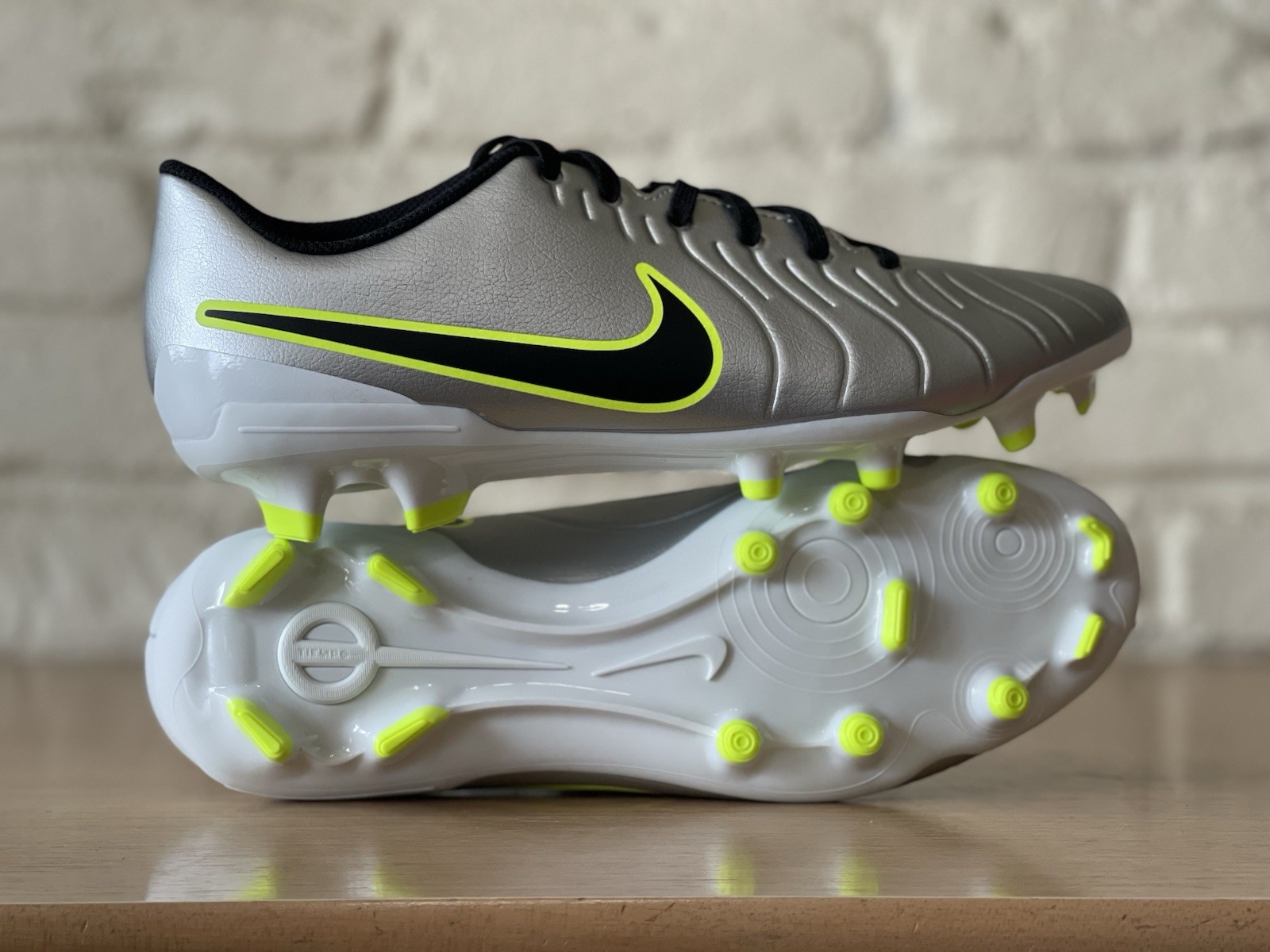 Nike Legend 10 Club FG/MG Metallic Silver/Volt/Black DV4344-001 Men 11.5 Soccer