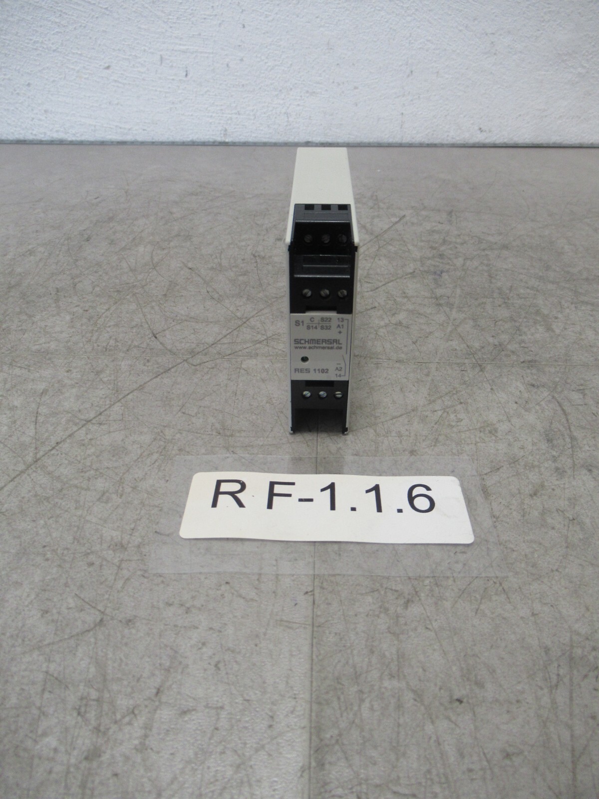 Schmersal AES 1102 Safety Relay 24 VDC