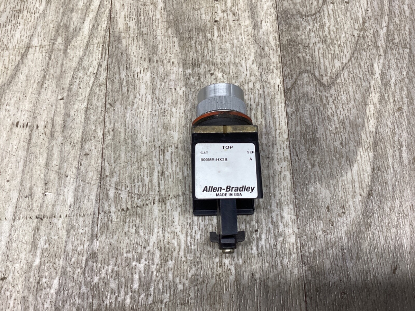 ALLEN BRADLEY 800MR-HX2B Ser A 2 Position Selector Switch #4020F310