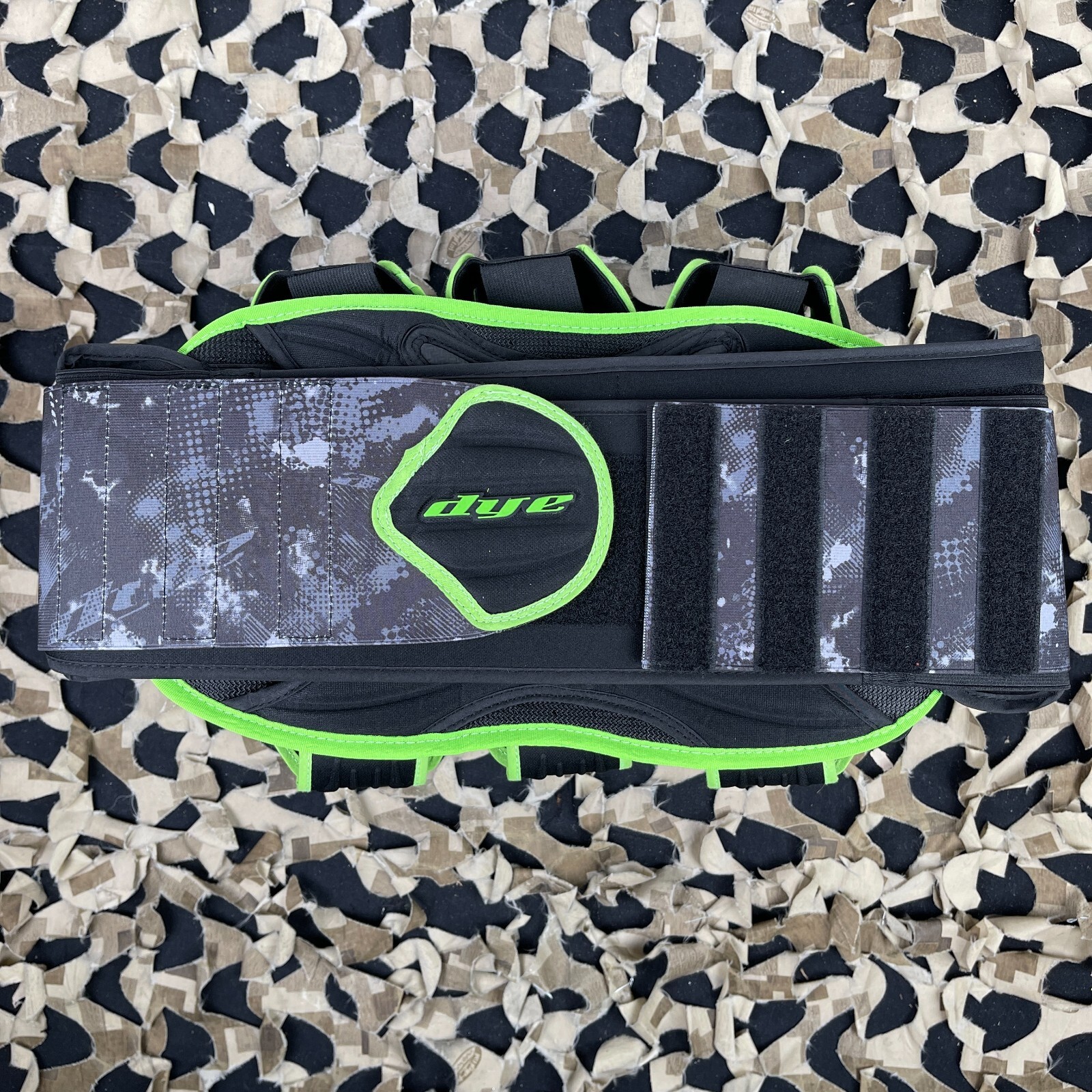 NEW DYE Assault Pack Harness 3+4 - Lime DyeCam