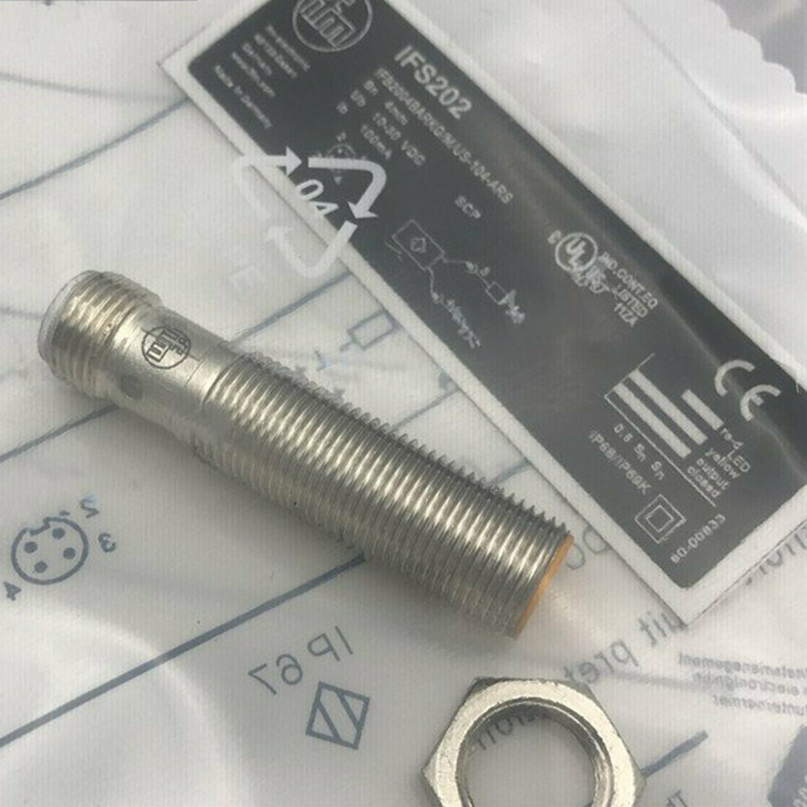 IFM IFS202 Proximity Switch New