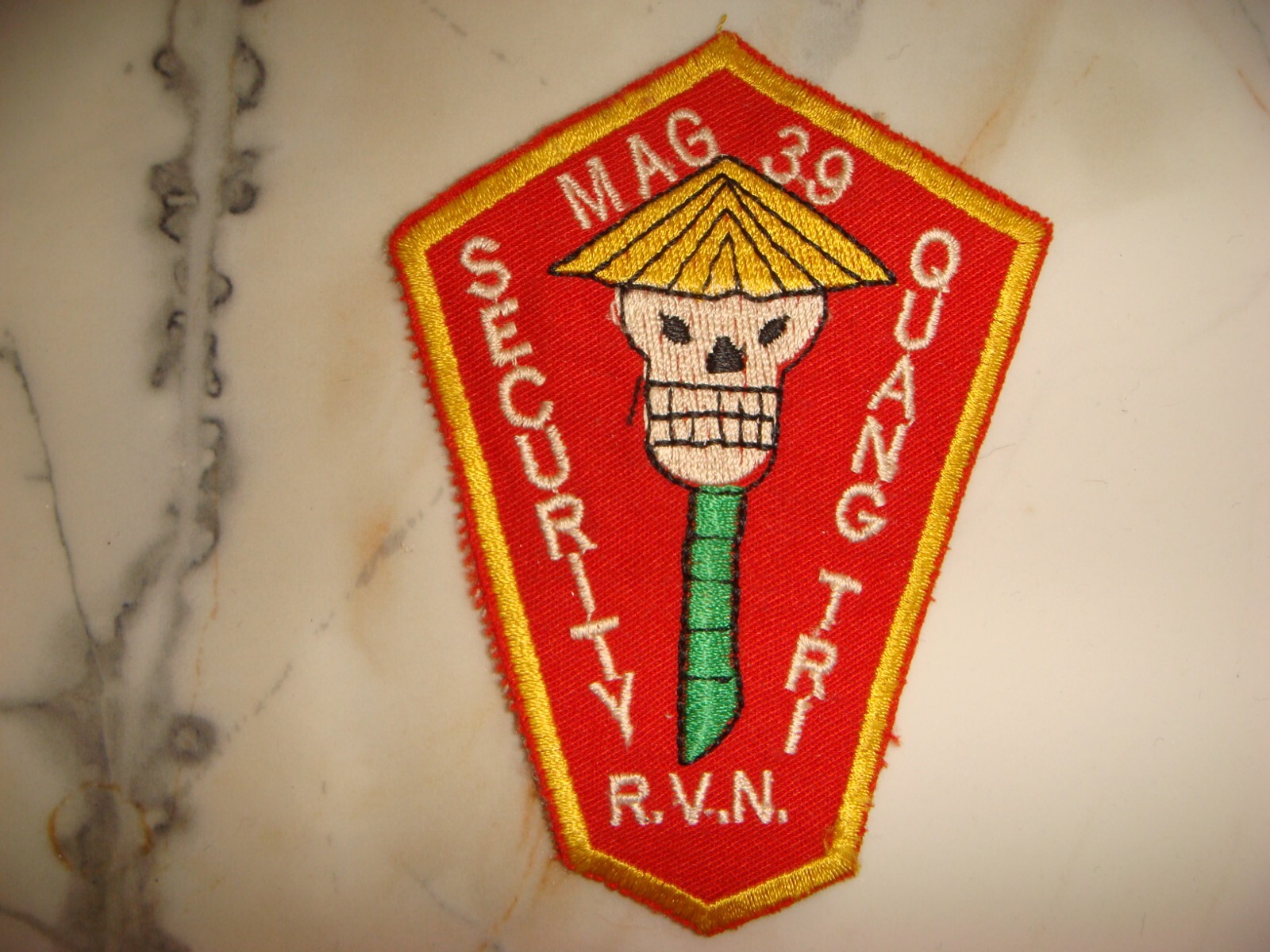 USMC MARINE AIRCRAFT GROUP MAG-39 SECURITY AT QUANG TRI, VIETNAM WAR PATCH