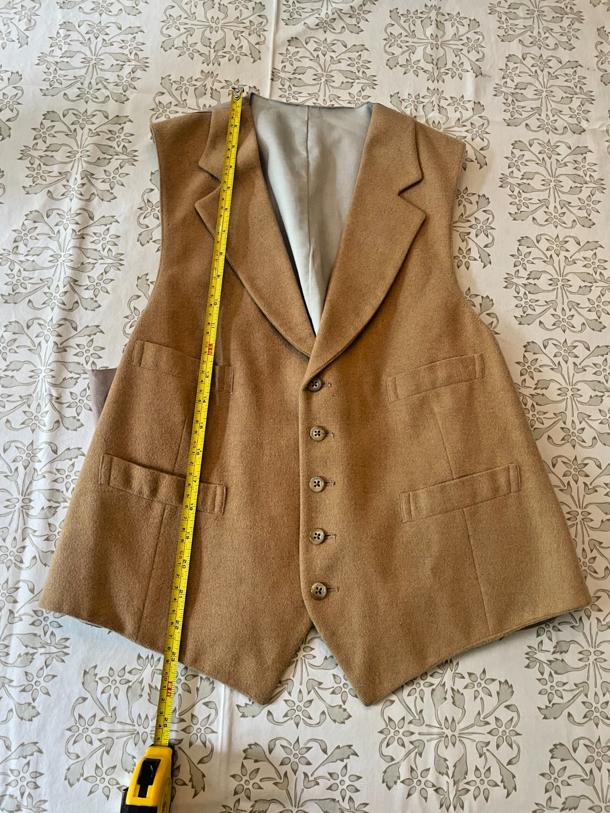 Elegant Custom Made Men’s Medium 100% Wool, Satin & Cotton-lined Waistcoat/Vest