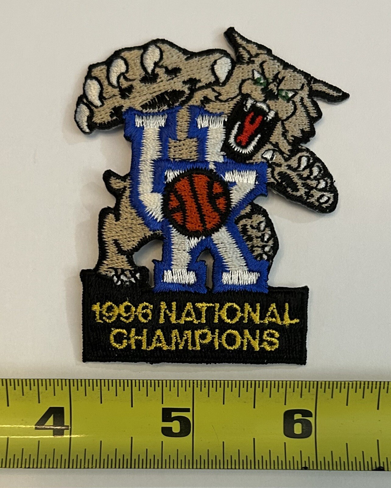Vintage 1996 Basketball National Champions Kentucky Wildcats Logo Patch 2 1/4x3”