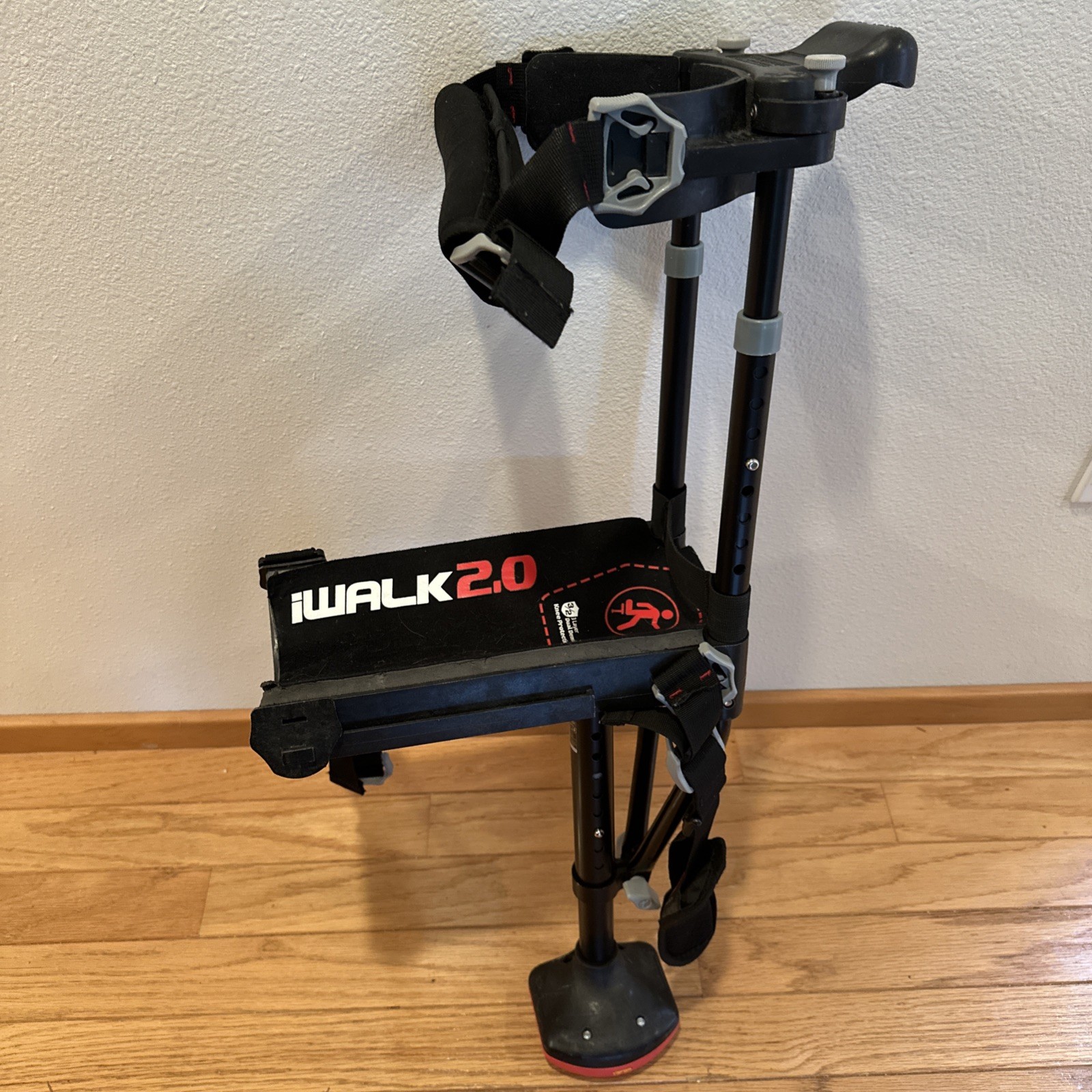 iWALK 2.0 Hands-Free Knee Crutch Walker-Universal Fit