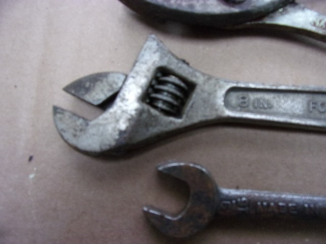 ANTIQUE McKAIG HATCH TOOL KIT LOT