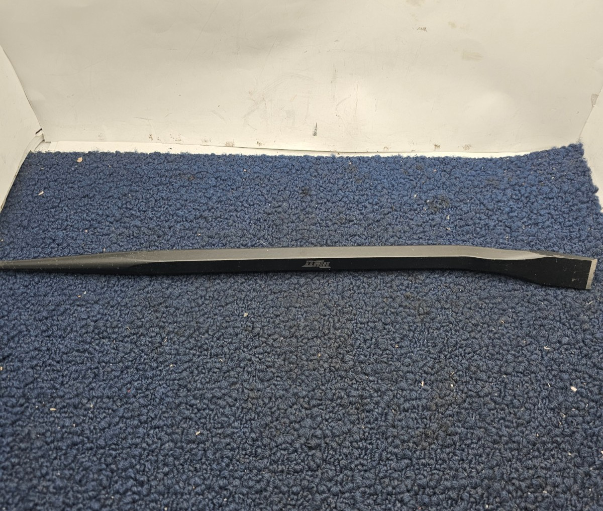 Mutt Tools Heavy Duty Alignment Pry Bar – Professional-Grade Sleever 13 Inch