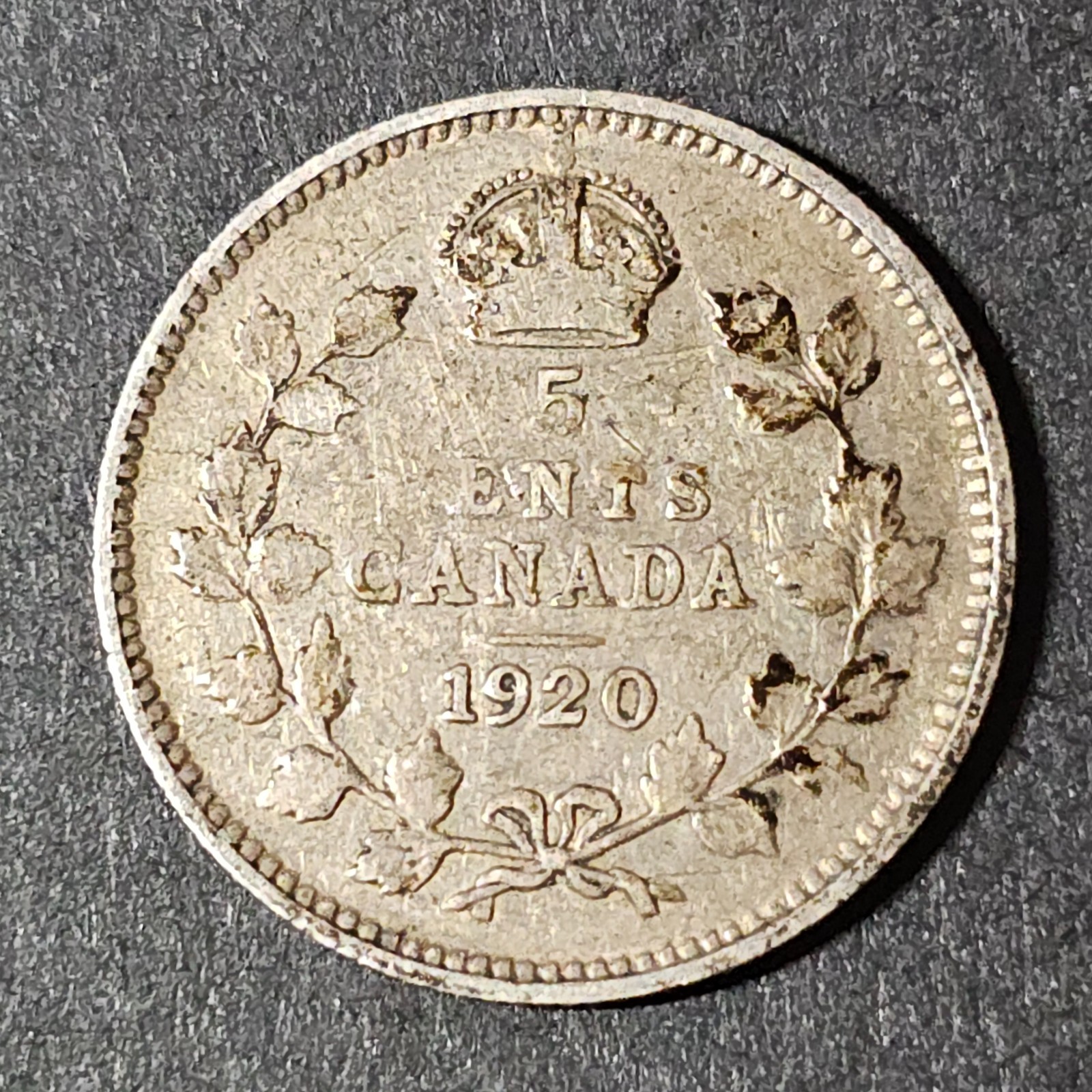 1920 Canada 5 five cents SILVER - LOW COMBINED SHIP - C5-338