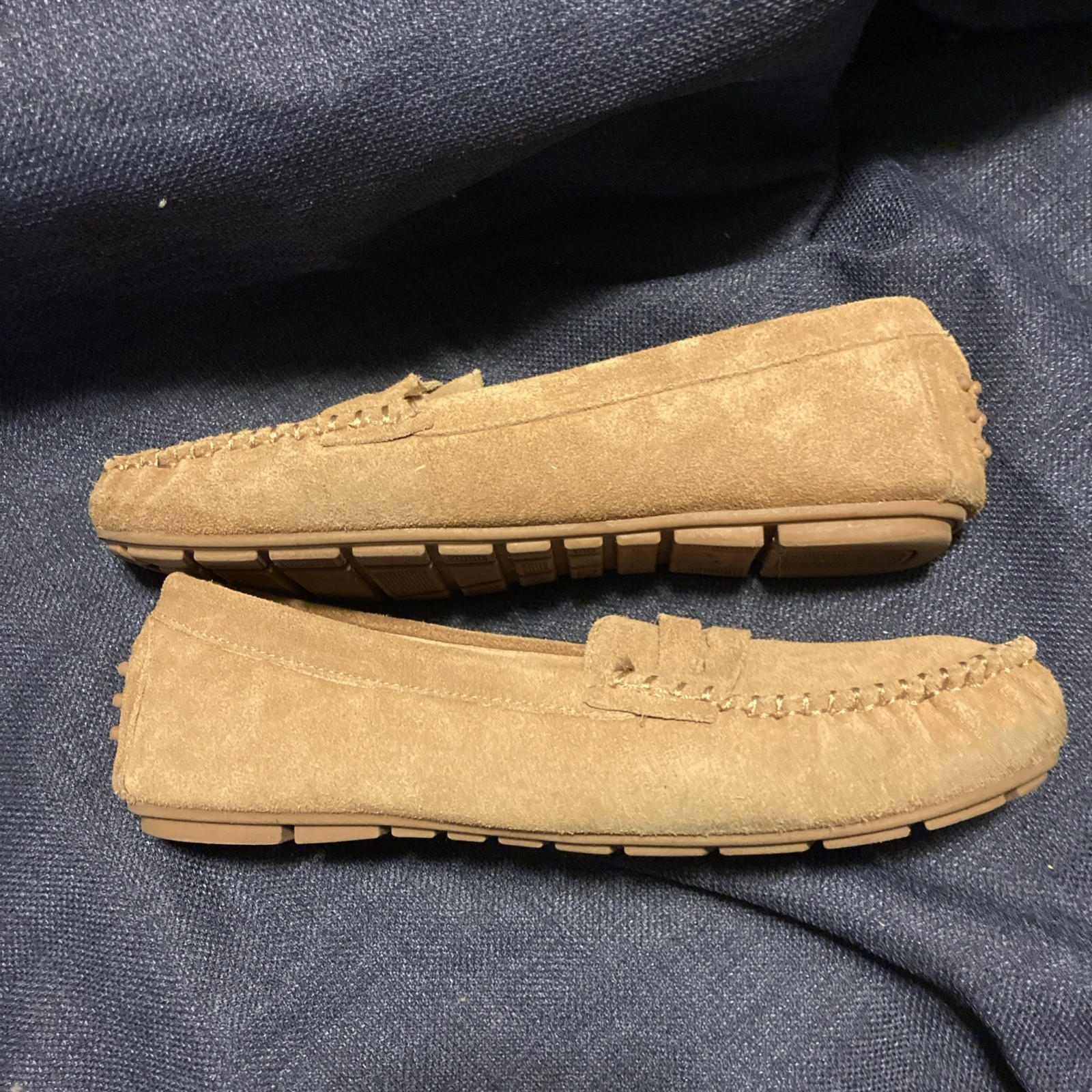 Tahari Driving Shoes Size 9