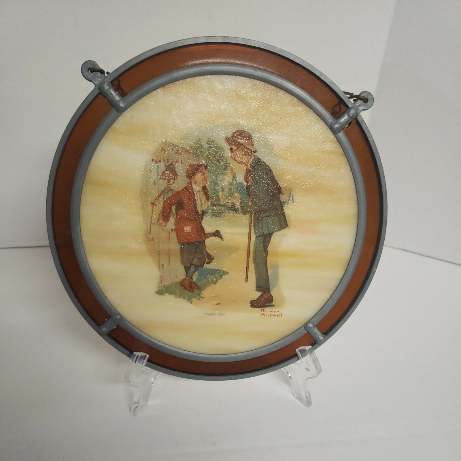 Vintage Norman Rockwell Art "Tain't You" Suncatcher Stained Glass Round Brown