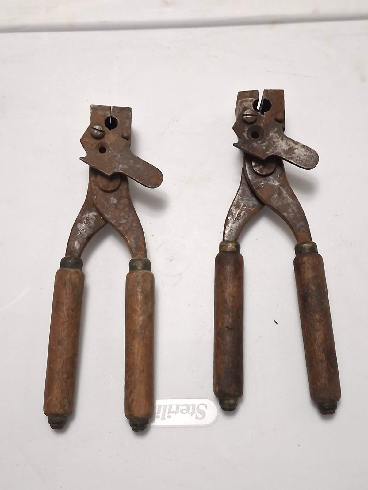 2 winchester bullet molds antique 38 55 & 40 65 with wood handles