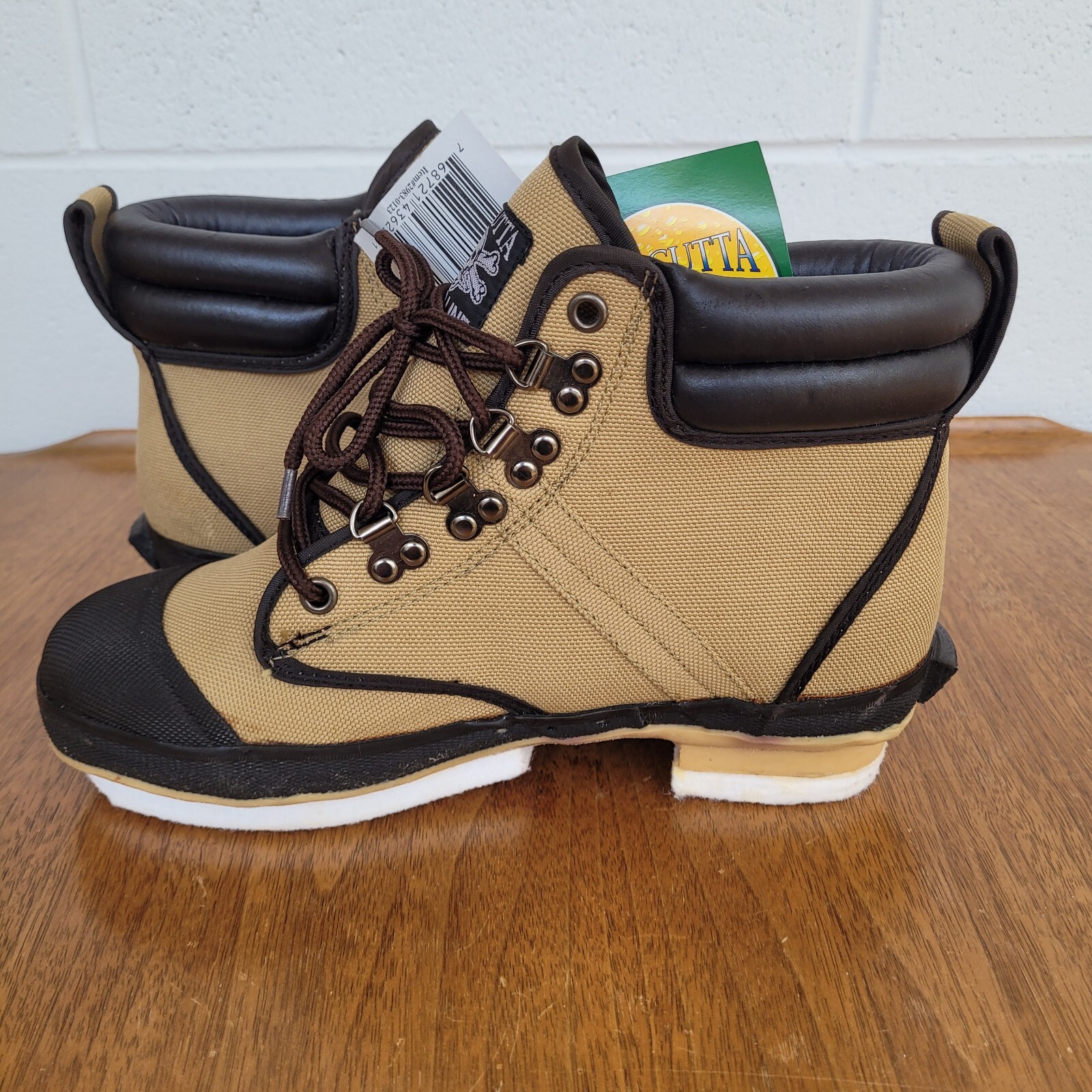 NEW Calcutta Wading Boots Shoes Mens & Boys SZ 7 by Pro-Line Felt Outsole Nylon
