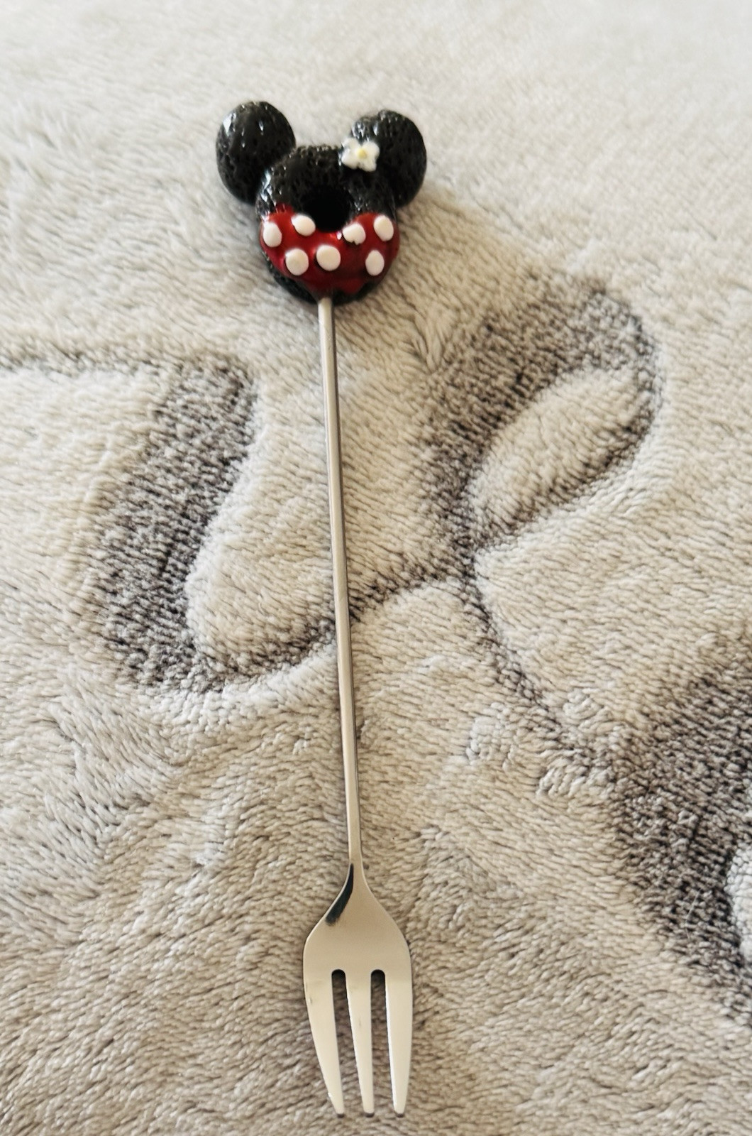 Minnie Mouse Donut Fork - Small Dessert Size
