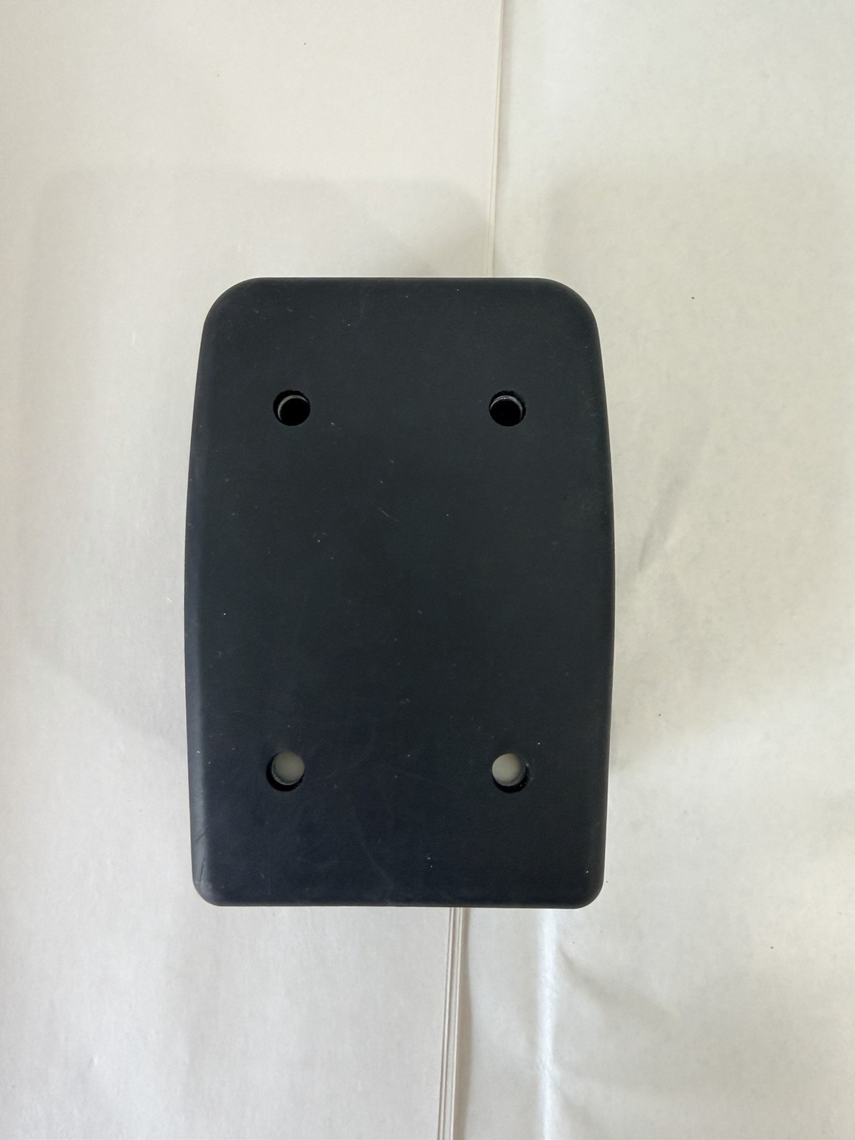 New Master Lock 5423D Push Button Wall Mount Key Safe Lock Box Open Box"
