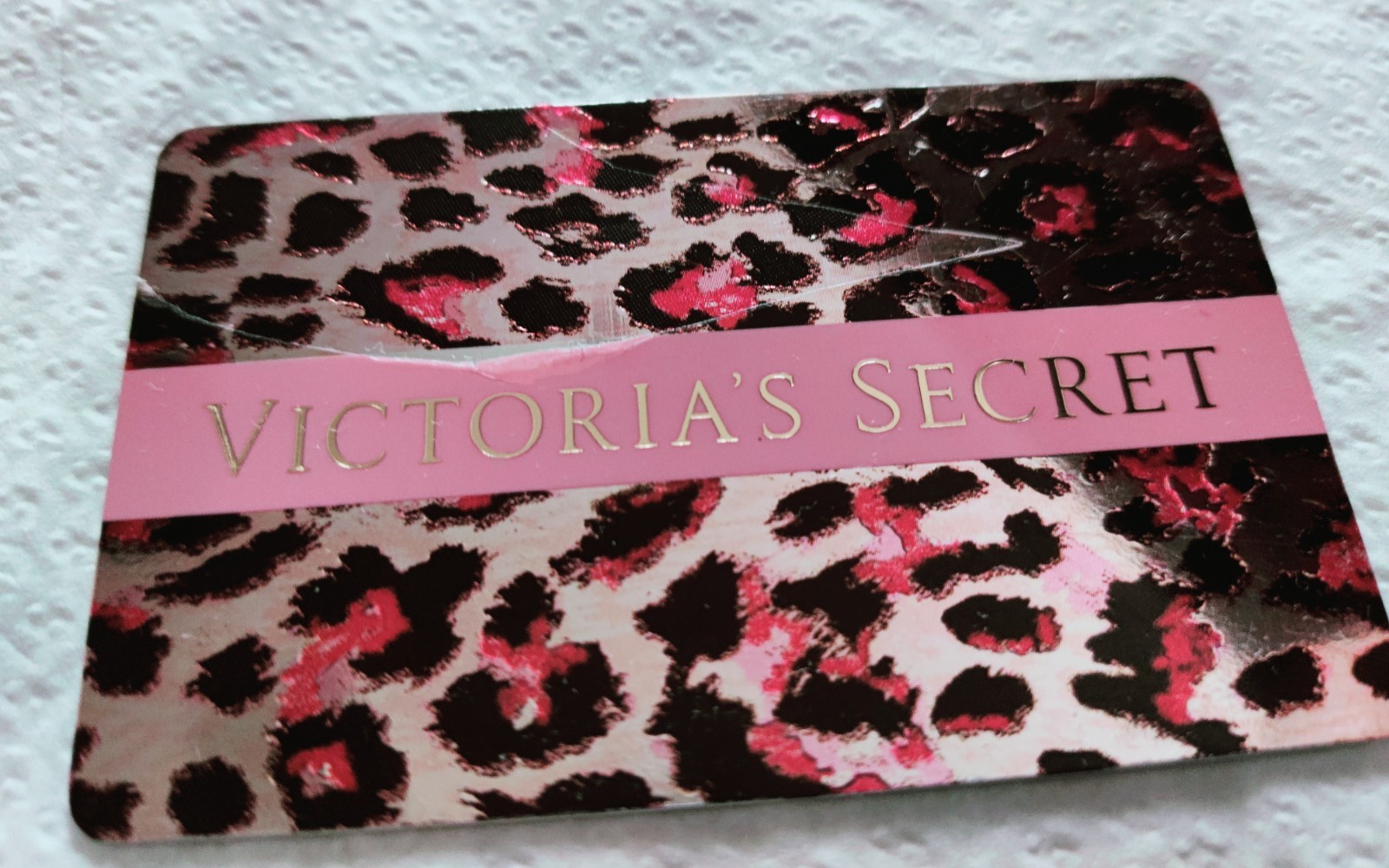 RARE VICTORIA SECRET COLLECTIBLE CARD Victoria's Multi Pink Gold