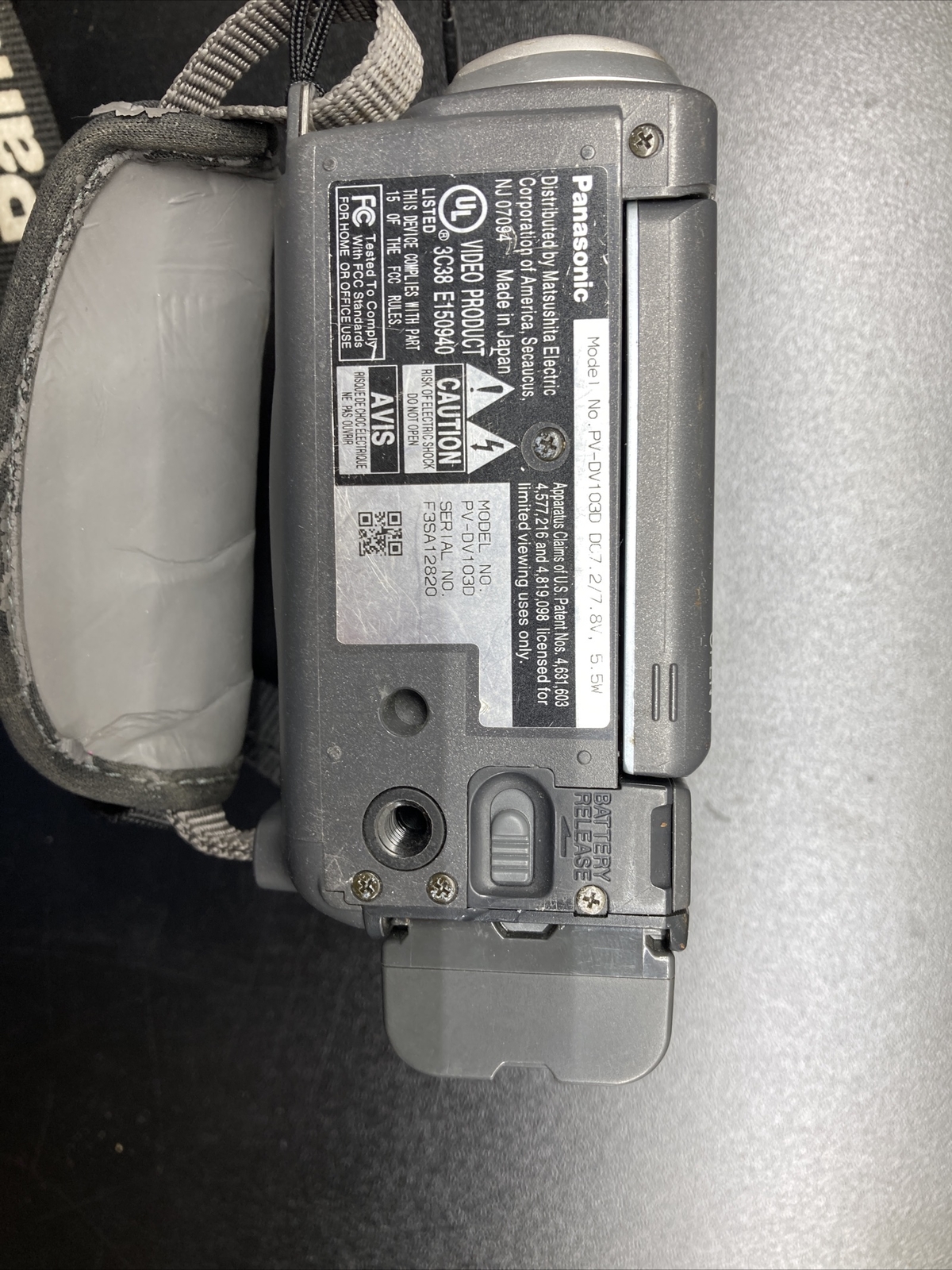 PARTS REPAIR Panasonic PV- DV1030 Recorder Camcorder Camera Silver Untested