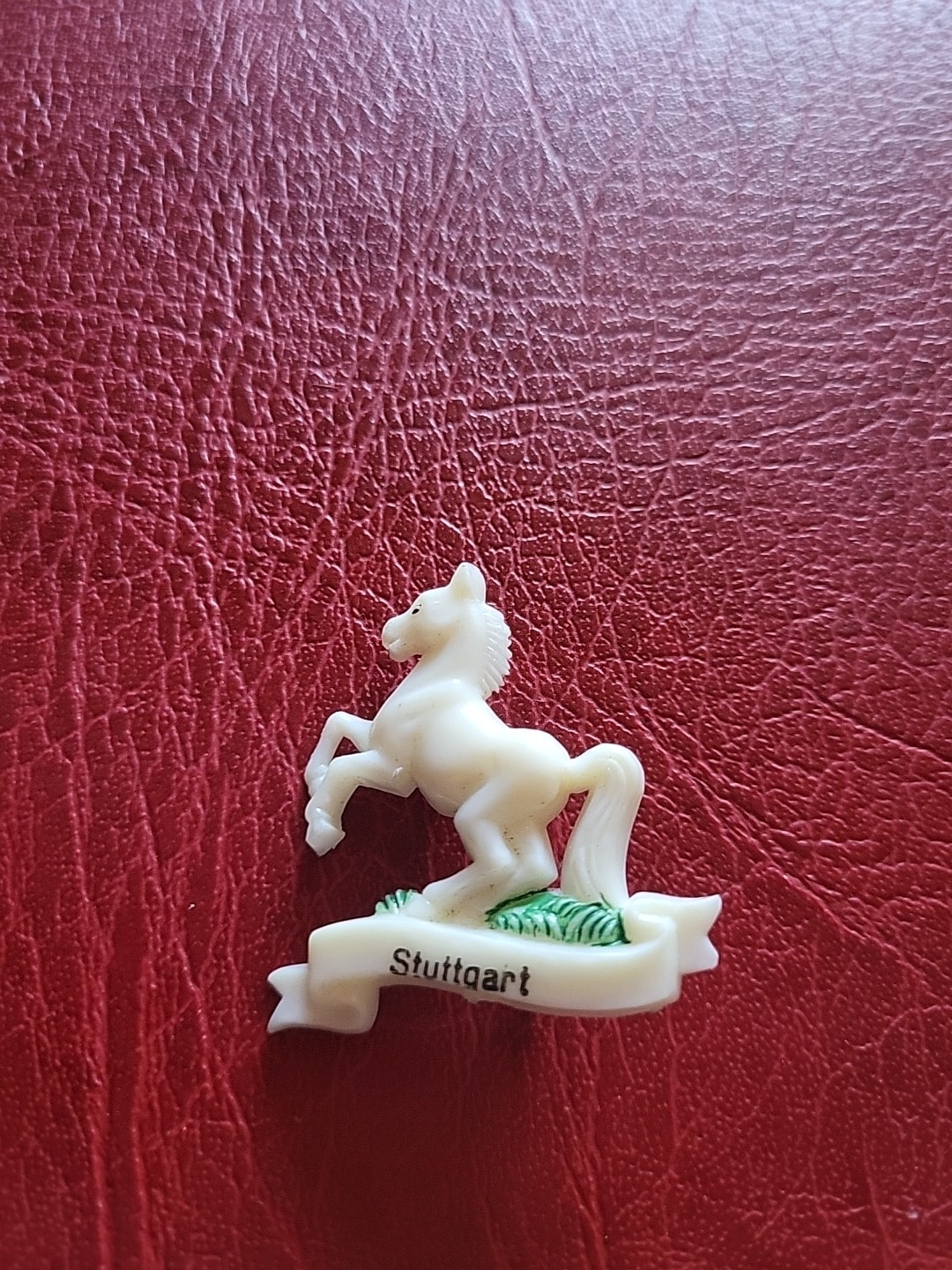 Pin hatpin hiking pin brooch Stuttgart