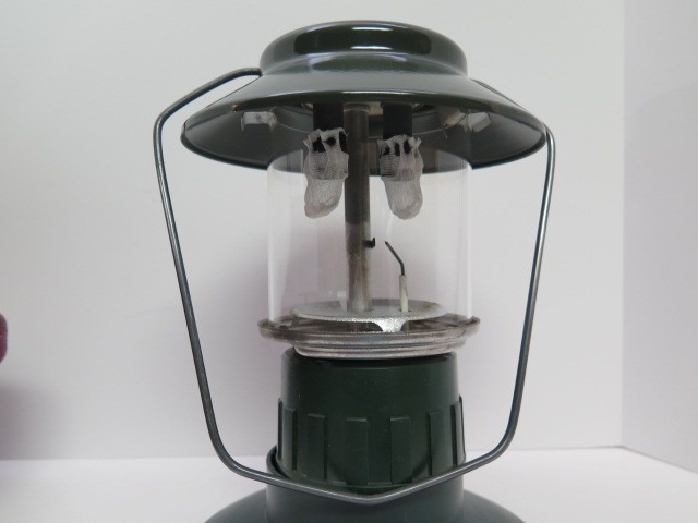 Coleman Model 5154B700 Electronic Ignition Portable Propane Lantern EXCELLENT!