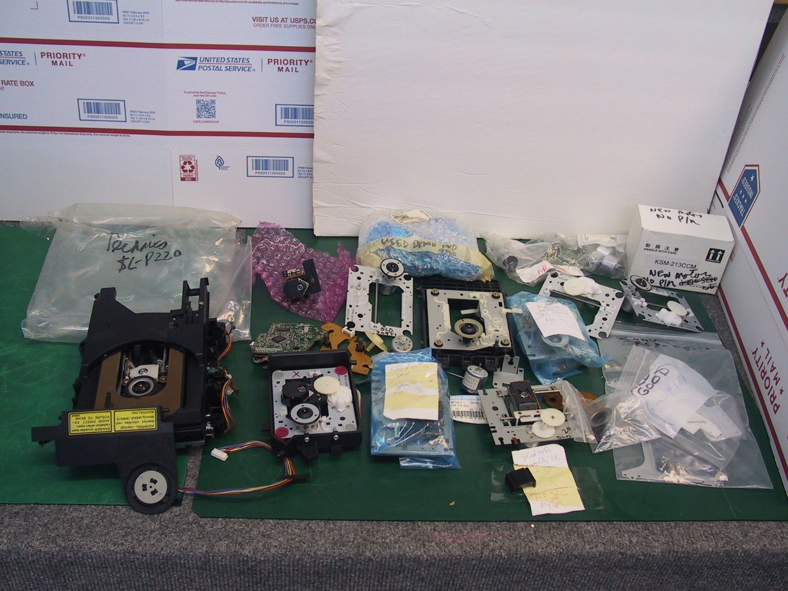 Lot of COMPACT DISC (CD) PARTS