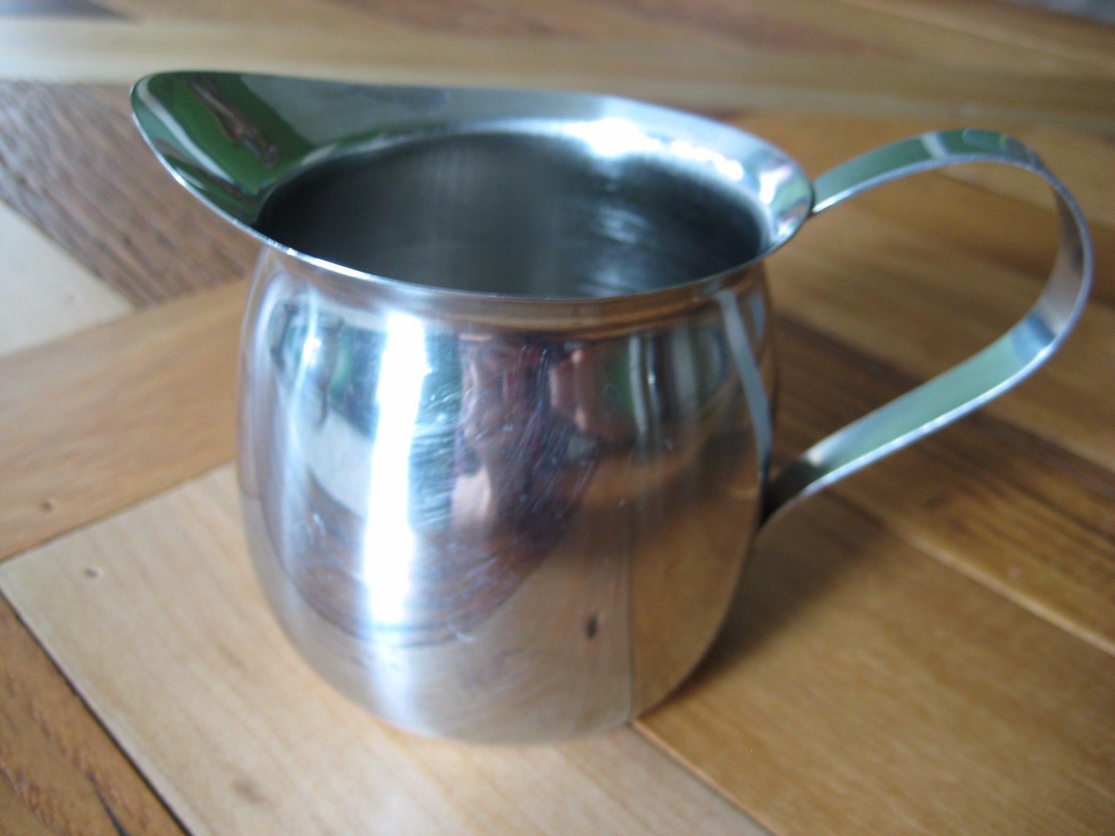 VOLLRATH 8-8 Stainless Steel 3" Tall Creamer Pitcher 46008 Korea