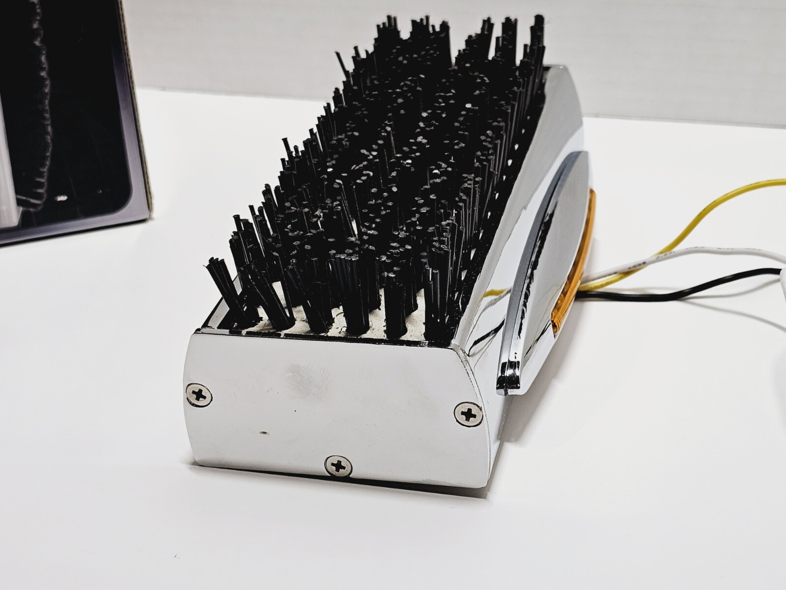 Trux Chrome LED Black Boot Brush TU-140IL