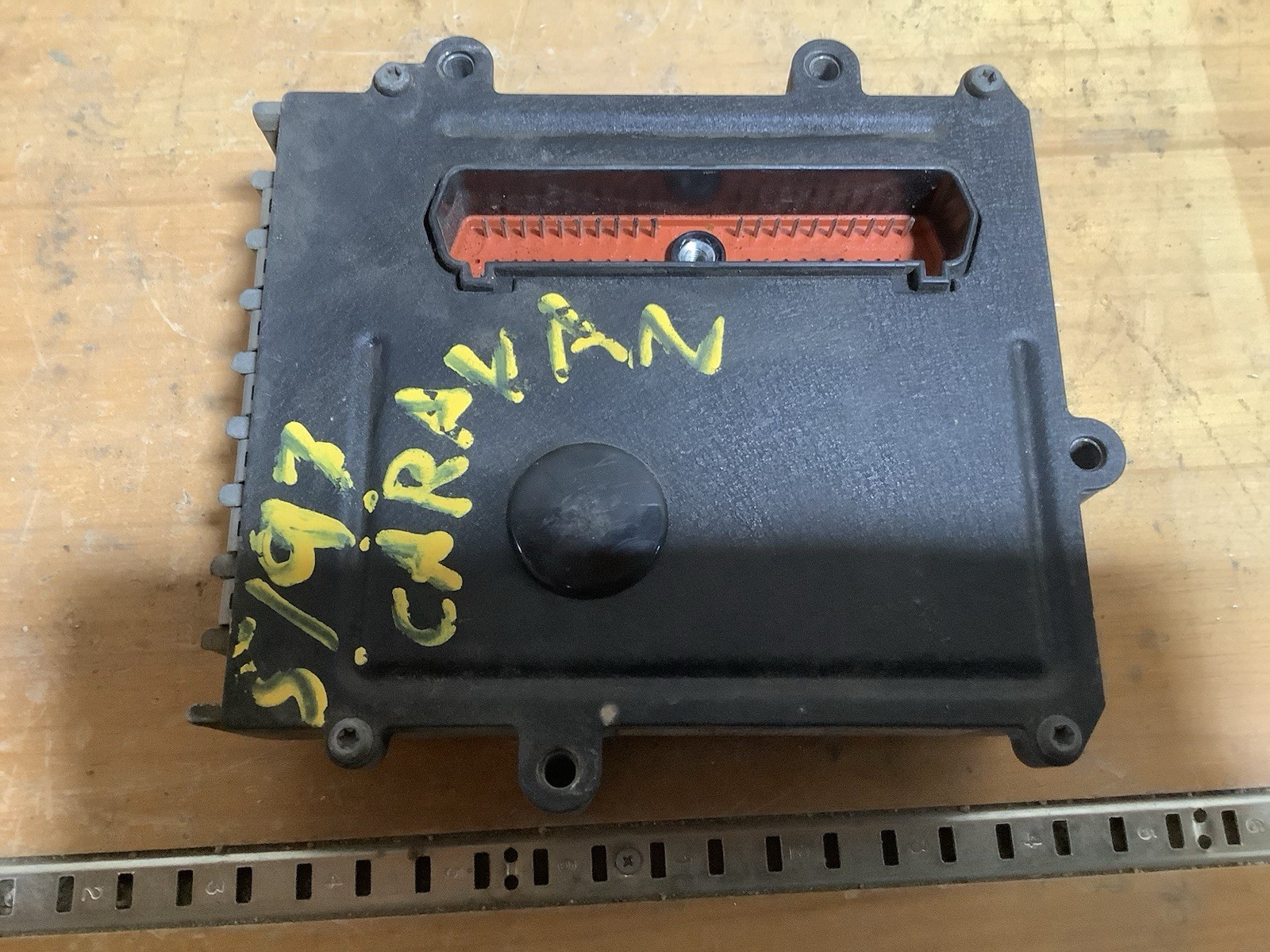 Dodge Caravan P04686465AC Transmission Control Module (B-485)