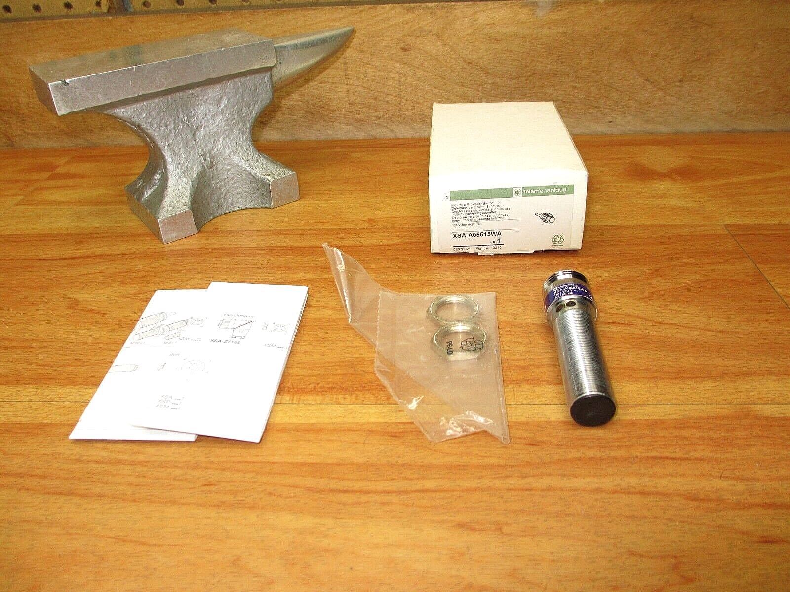 Telemecanique XSA A05515WA *NEW* Inductive Proximity Switch Sensor