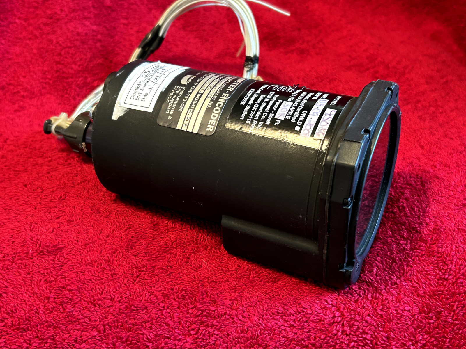 BENDIX ENCODING ALTIMETER P/N 99251-3252013-0601 WITH CONNECTOR