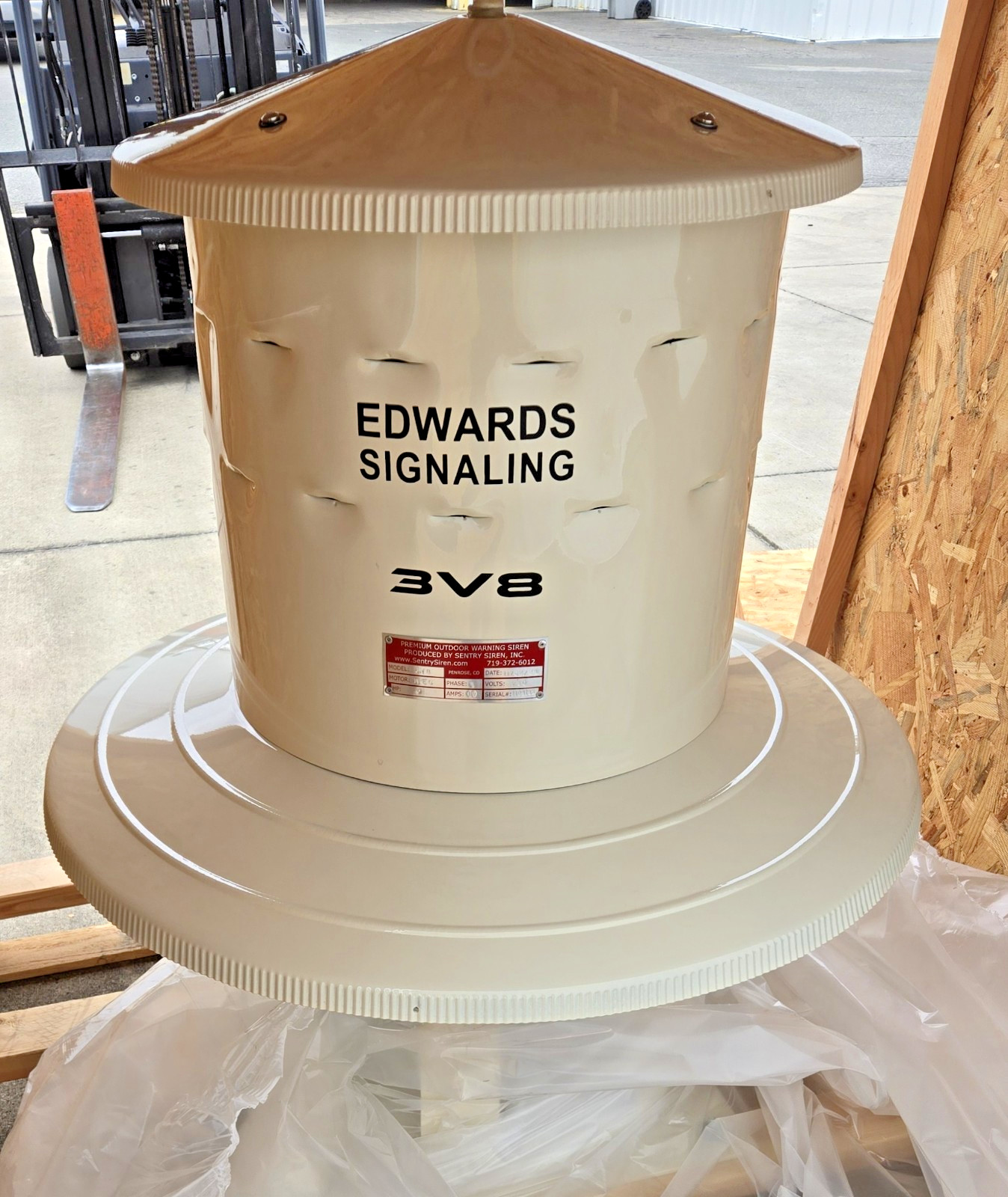 Edwards Signaling EWS-V1 Series Omni-Directional Warning Siren New In Box