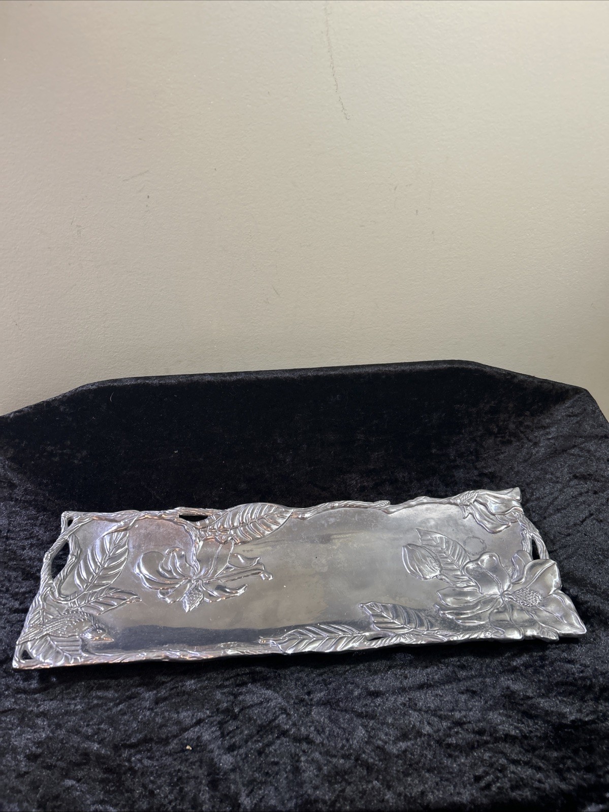 CB TAUB Cast Aluminum MAGNOLIA Pie Plate Trivet Basket 2002 - Rare - 16" Long