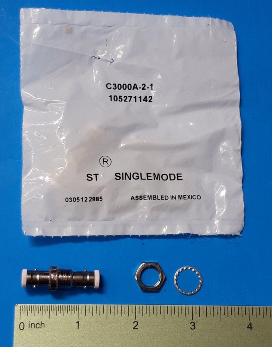 (2 PCs) COUPLER , SINGELMODE COUPLER ,  LUCENT   105271142 / C3000A-2-1