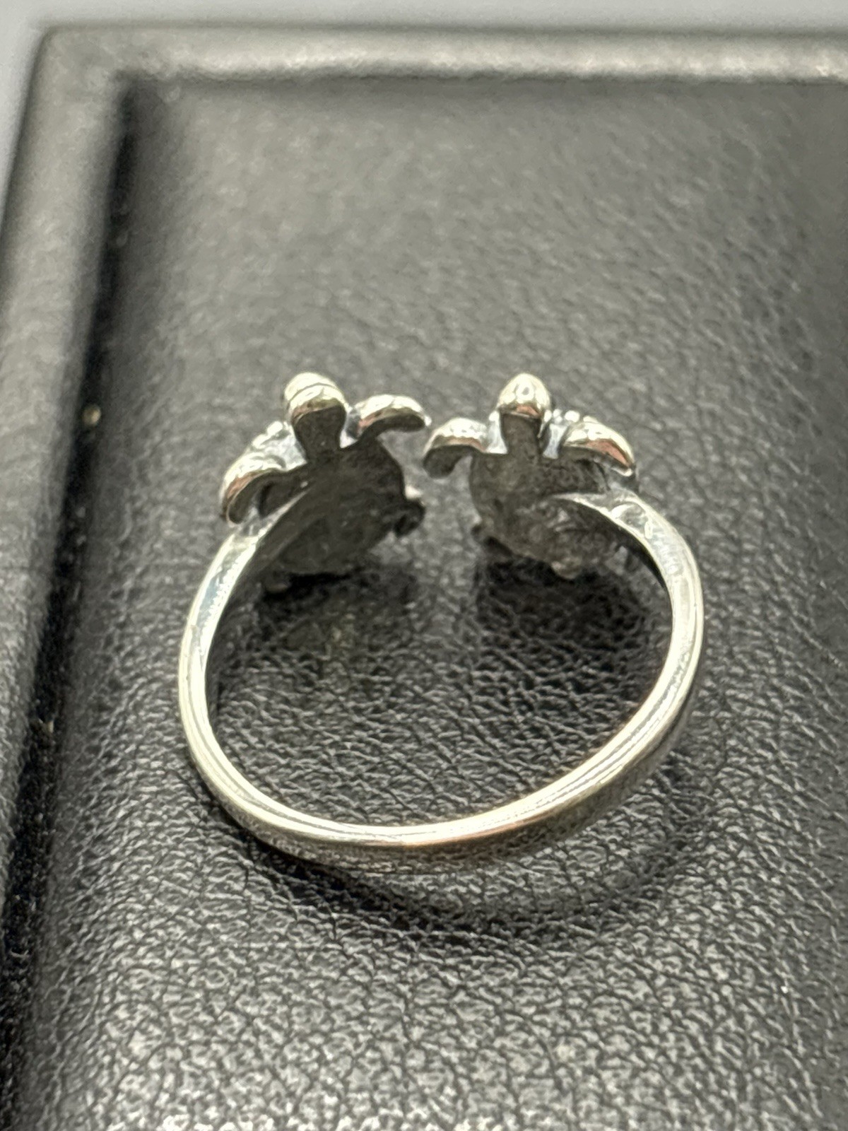New Condition Sterling Silver Turtle Toe Ring 925 B12