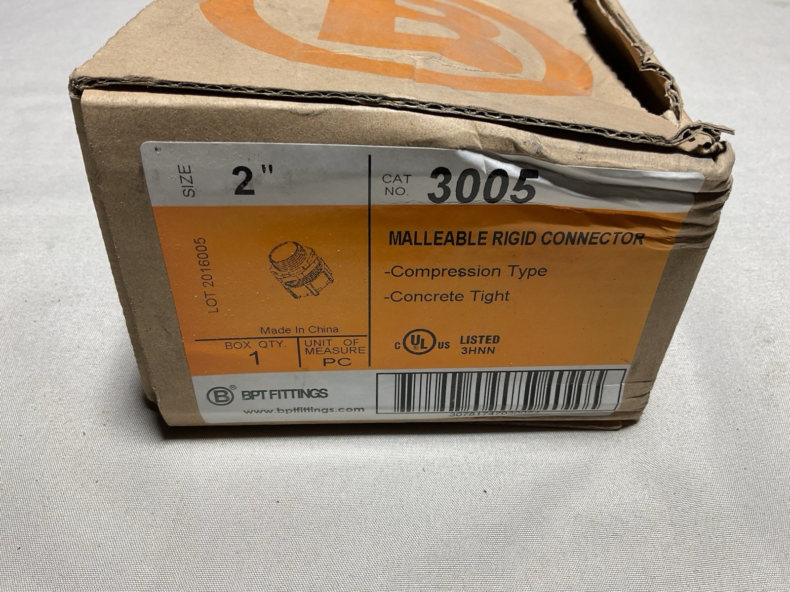 MALLEABLE IRON 2” Rigid Conduit Compression Connector threadless