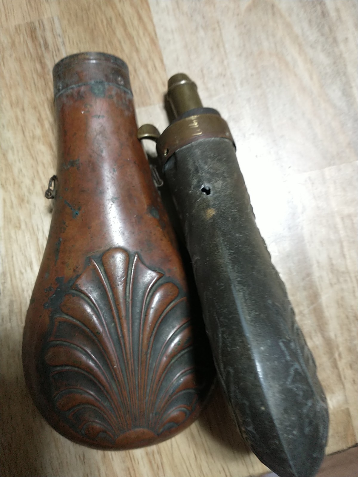 2 PCS Vintage Powder Flasks Shell & Acanthus Pattern & Running Deer FOR DISPLAY