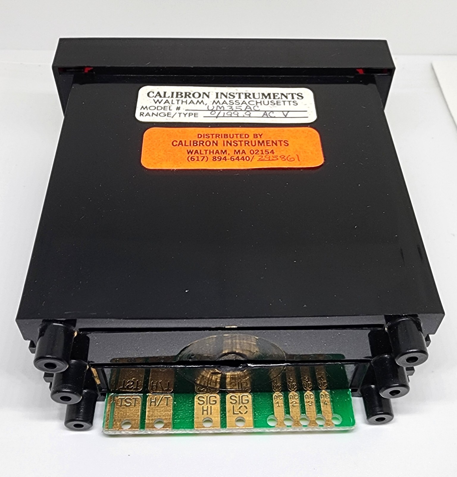 Texmate UM-35AC 199.9 VAC Digital Panel Meter 3½-Digit LED Display – Untested