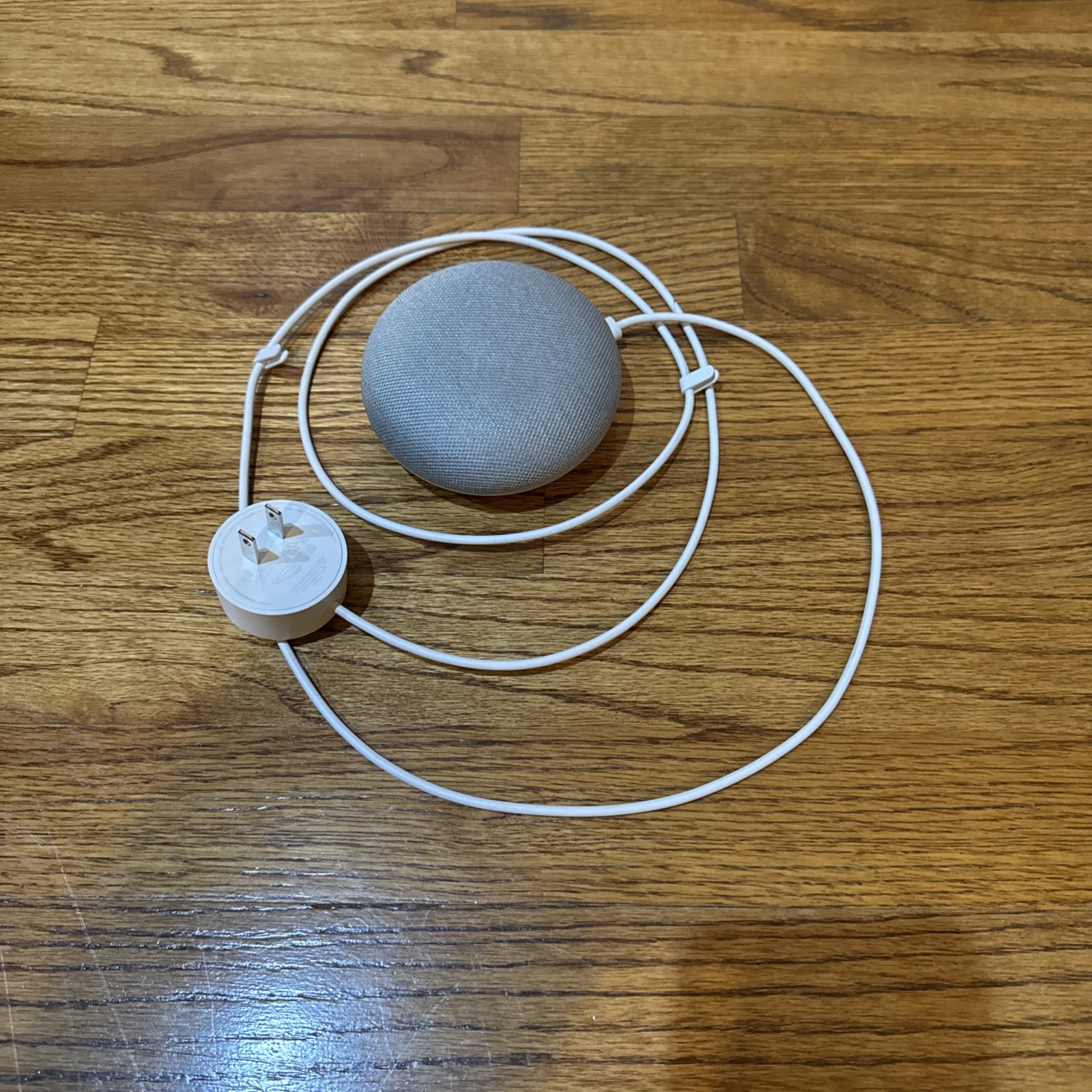 Google Home Mini 1st Gen Smart Home Speaker Voice Control AI