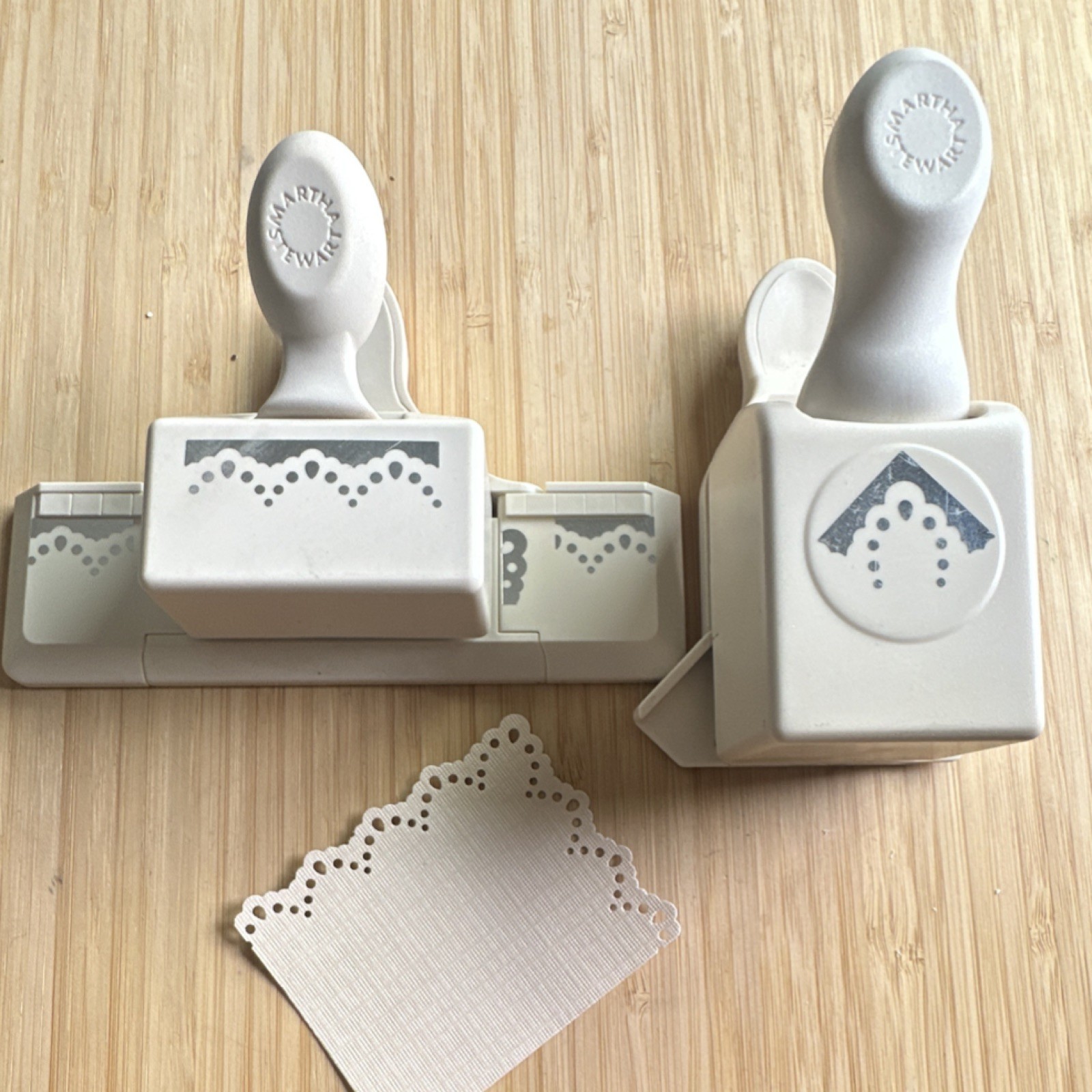 Martha Stewart Eyelet Lace Paper Punch Set, Lace Theme Edge & Corner Design