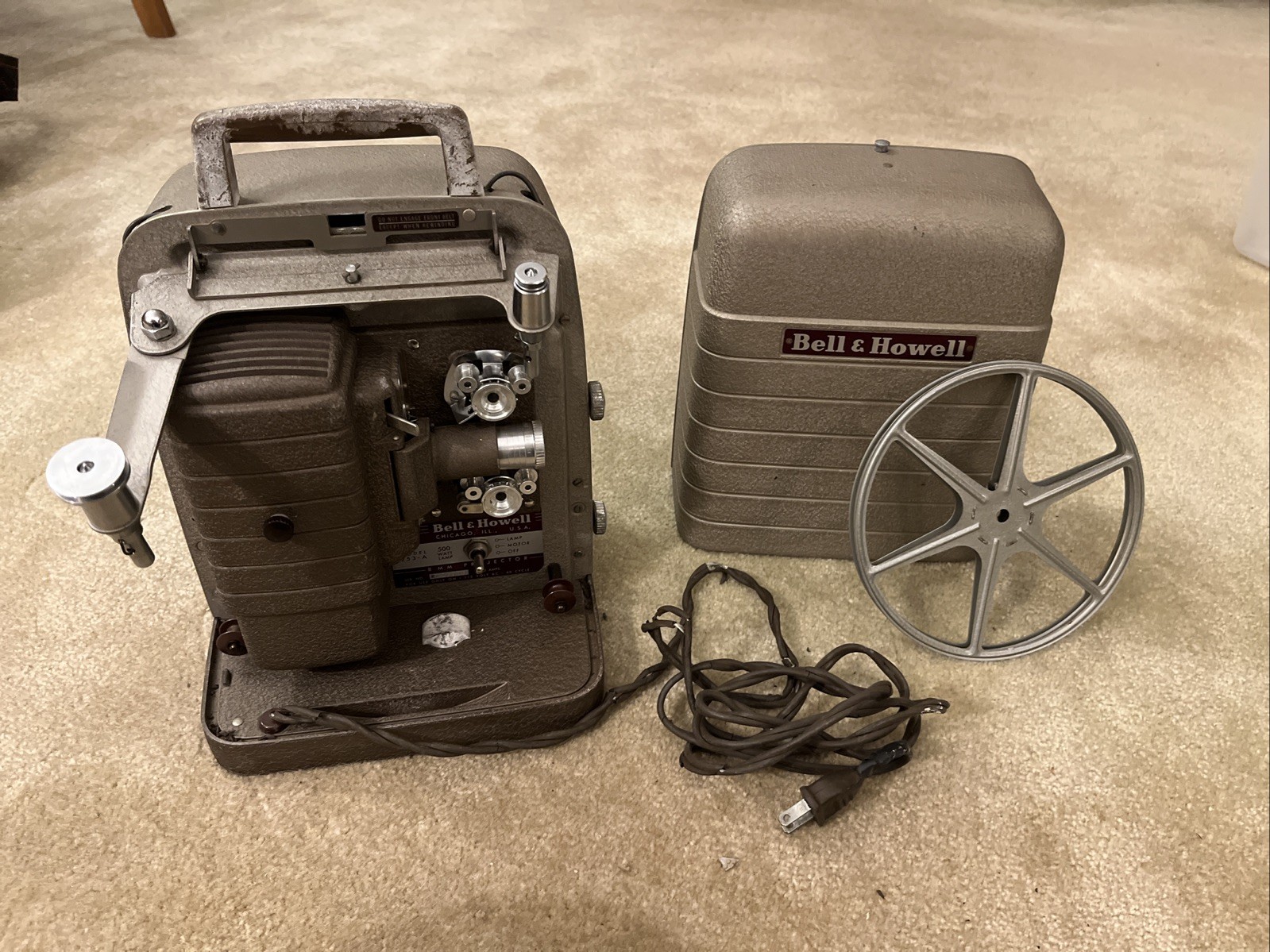 Vintage Bell & Howell Model 253-A 8mm Movie Film Projector - Untested