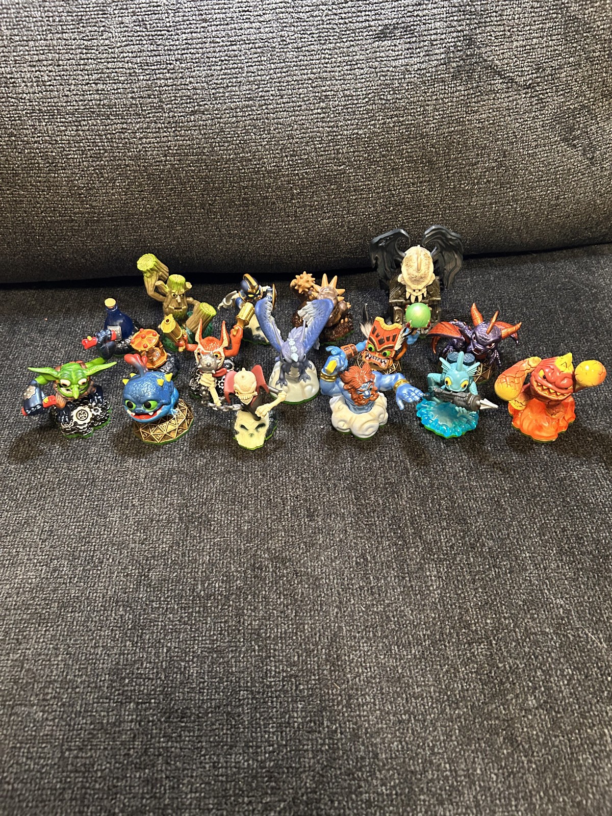 Skylanders Spyros Adventure Series 1 lot