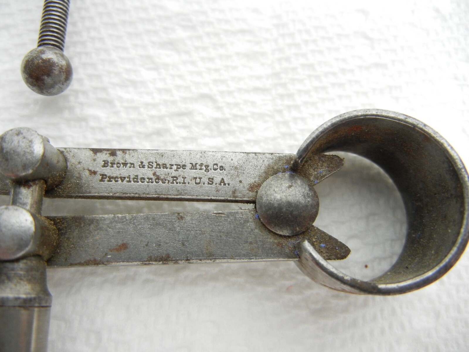 BROWN & SHARPE Outside and inside calipers.