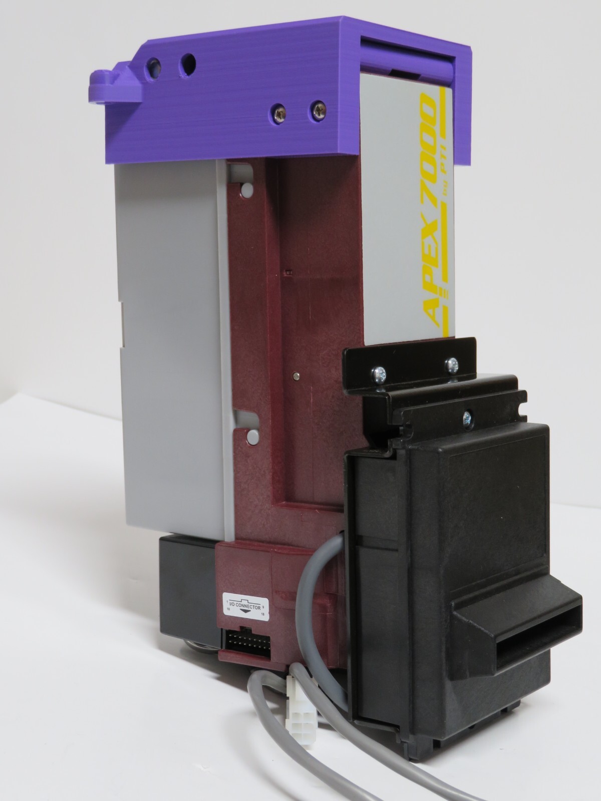 Validator vault for bill box of Pyramid bill acceptor