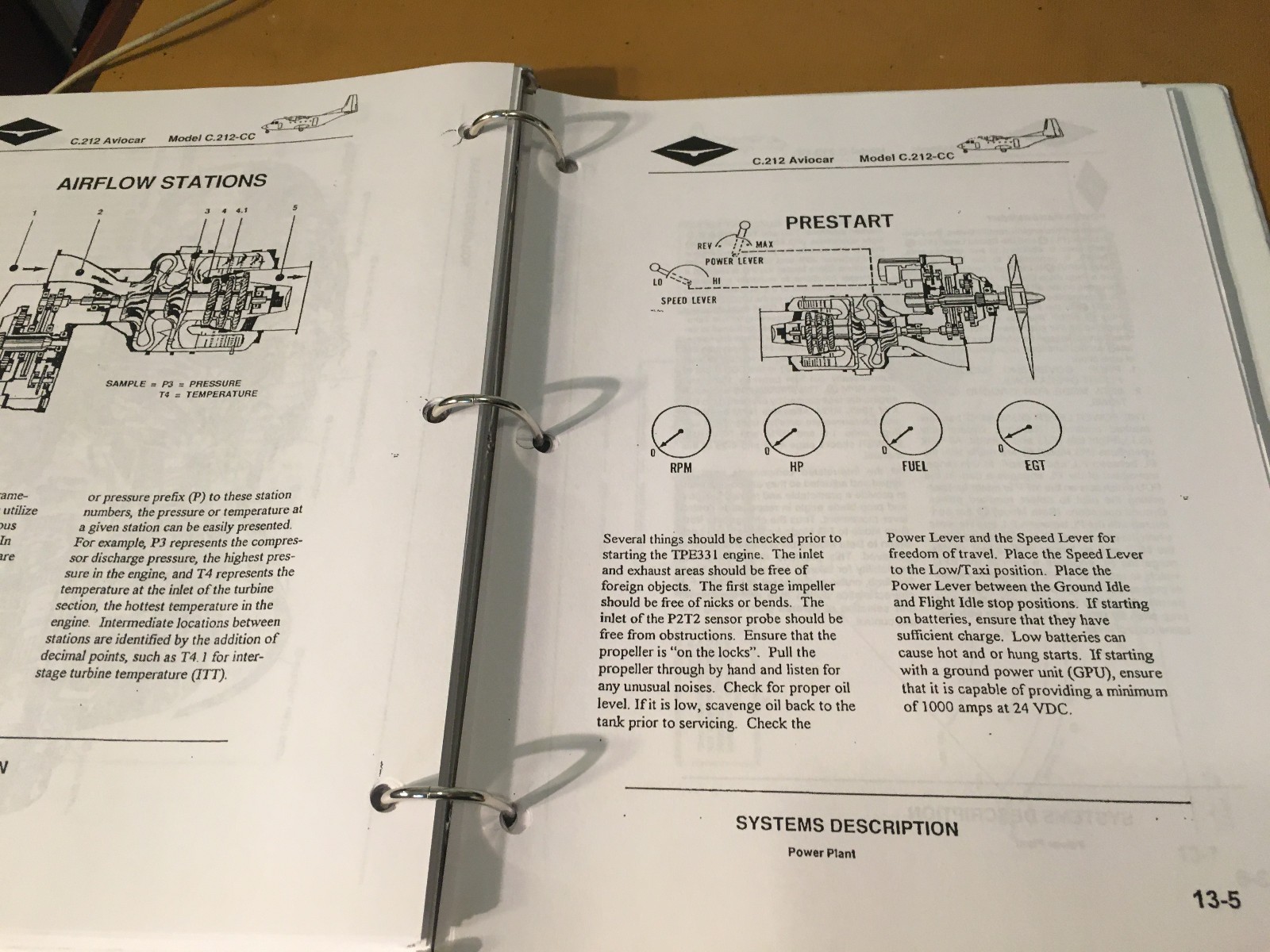 CASA C-212 Aviocar Model C-212-CC Airplane Systems & Reference Manual
