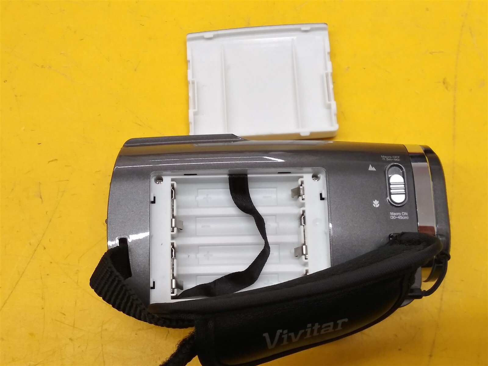 ⭐️⭐️⭐️⭐️⭐️ Vivitar DVR 945HD Digital Handheld Video Camcorder Black w Case